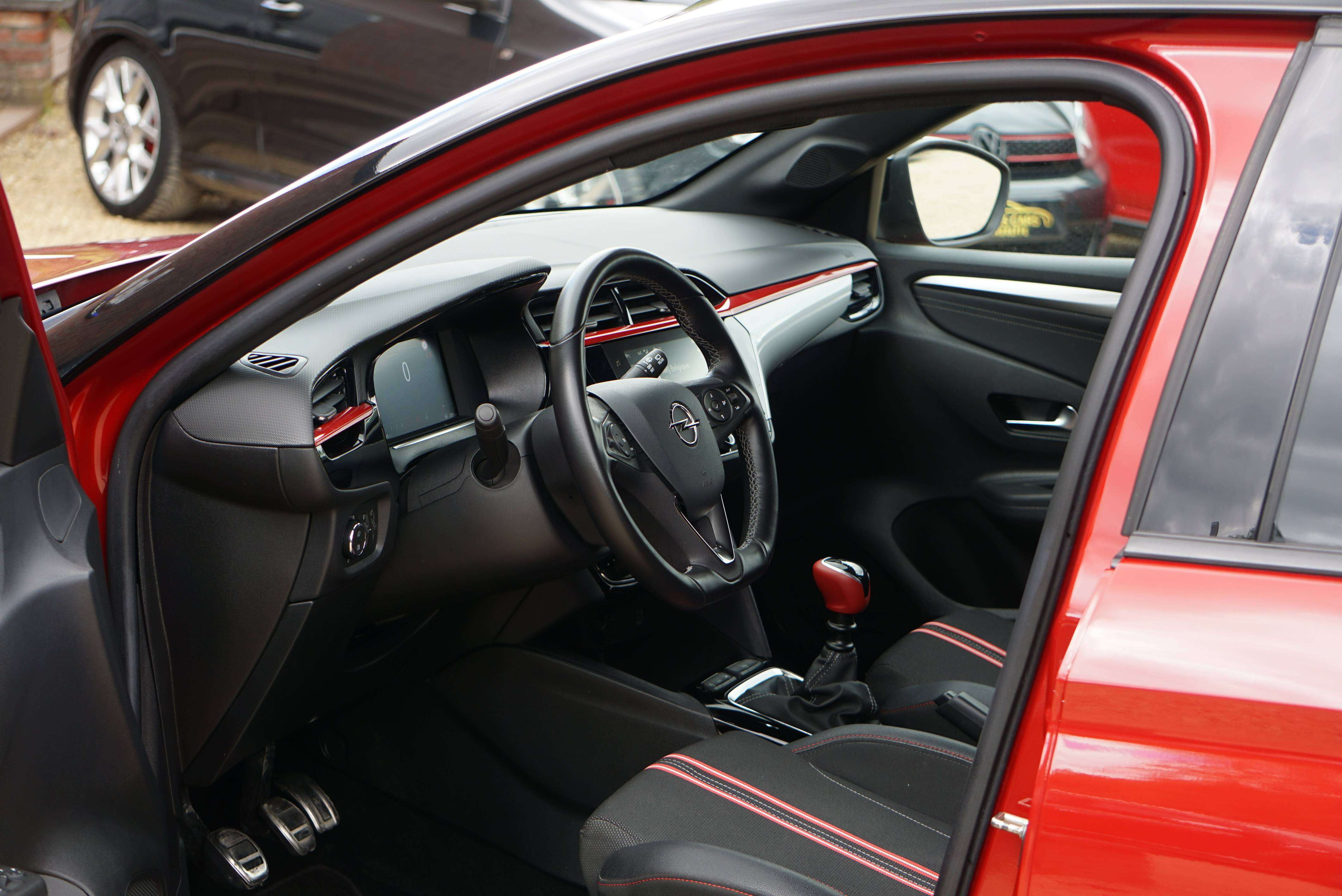 Opel Corsa 1.5 Turbo D GS Line COCKPIT 1er MAIN NAVI CRUISE
