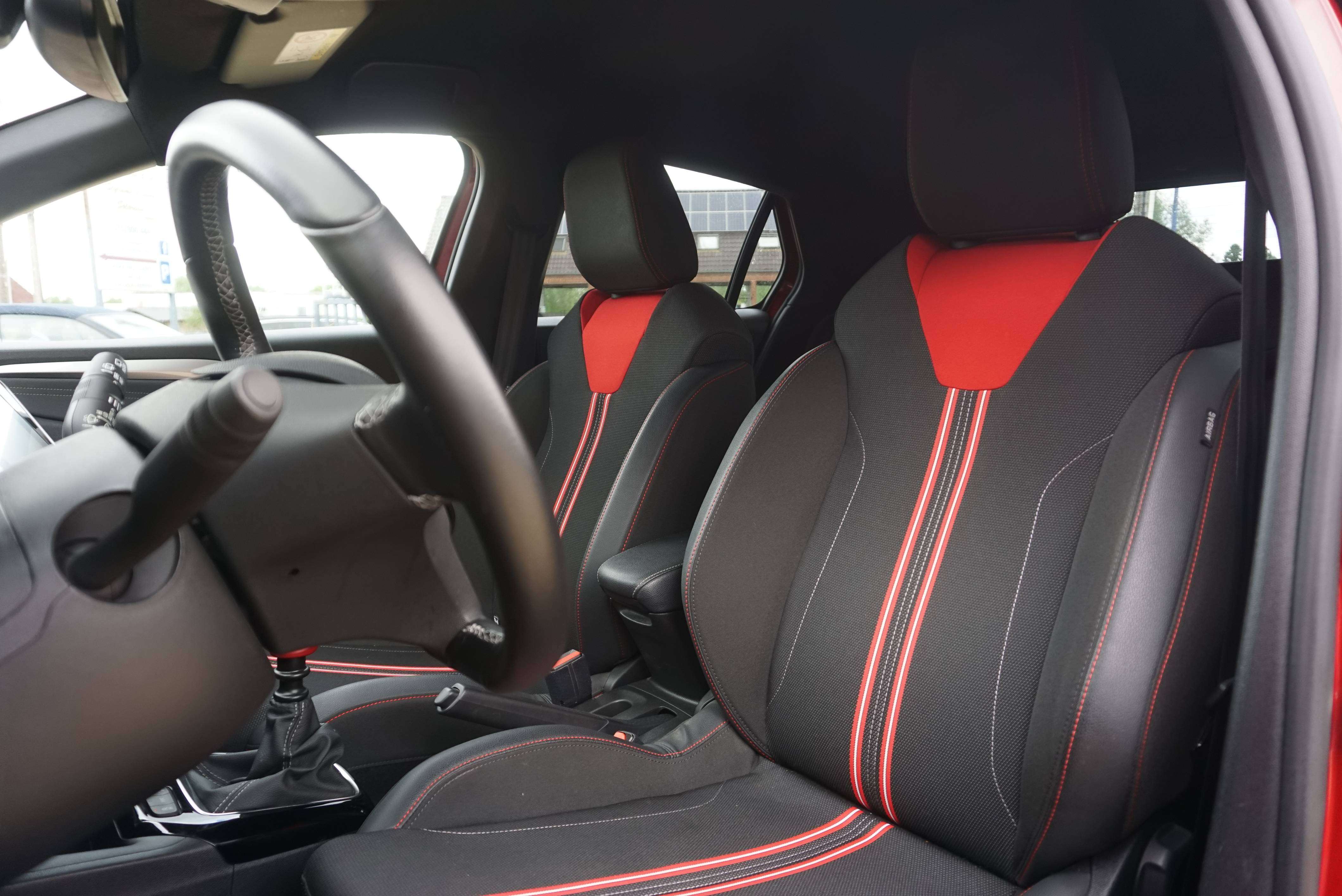 Opel Corsa 1.5 Turbo D GS Line COCKPIT 1er MAIN NAVI CRUISE