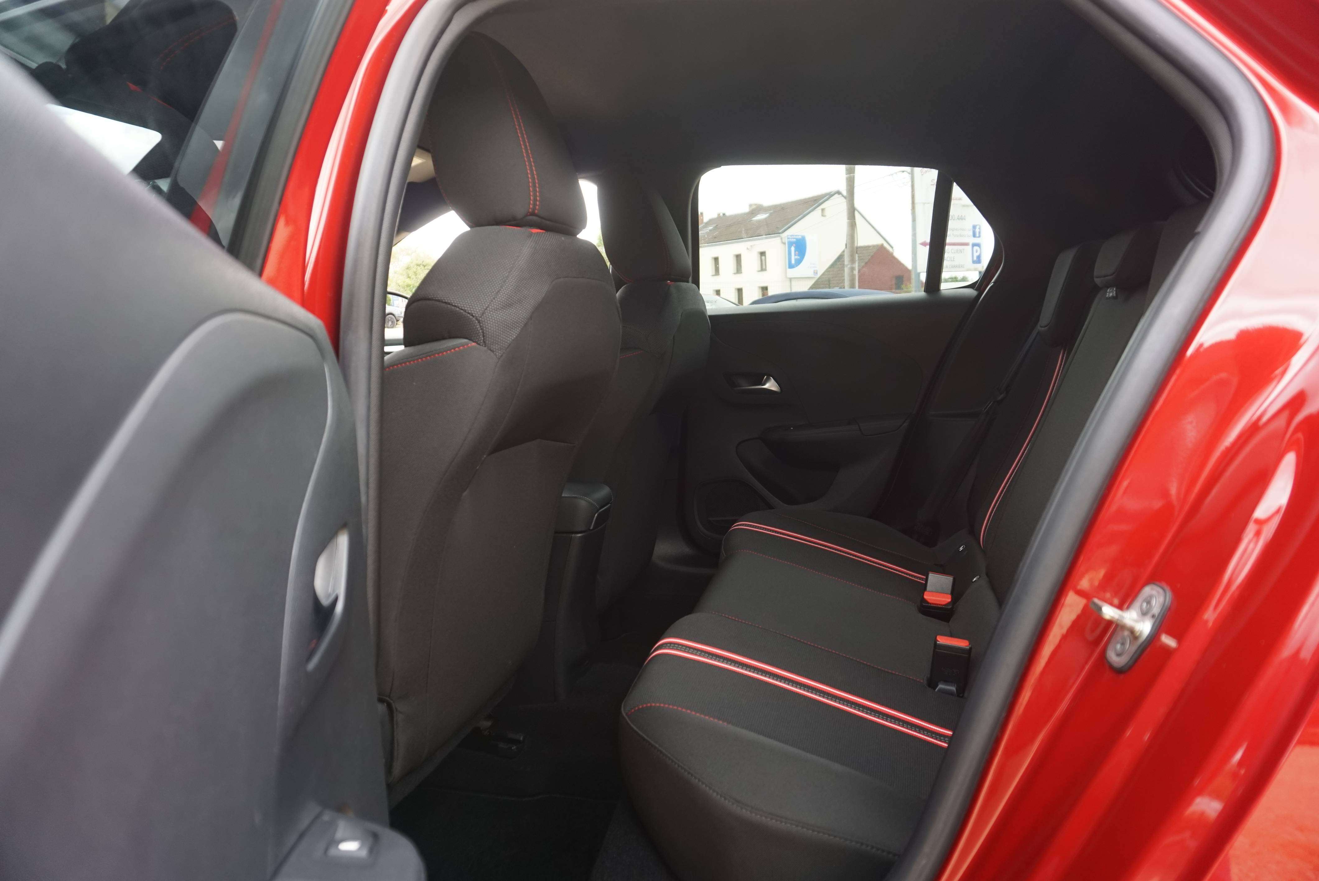 Opel Corsa 1.5 Turbo D GS Line COCKPIT 1er MAIN NAVI CRUISE