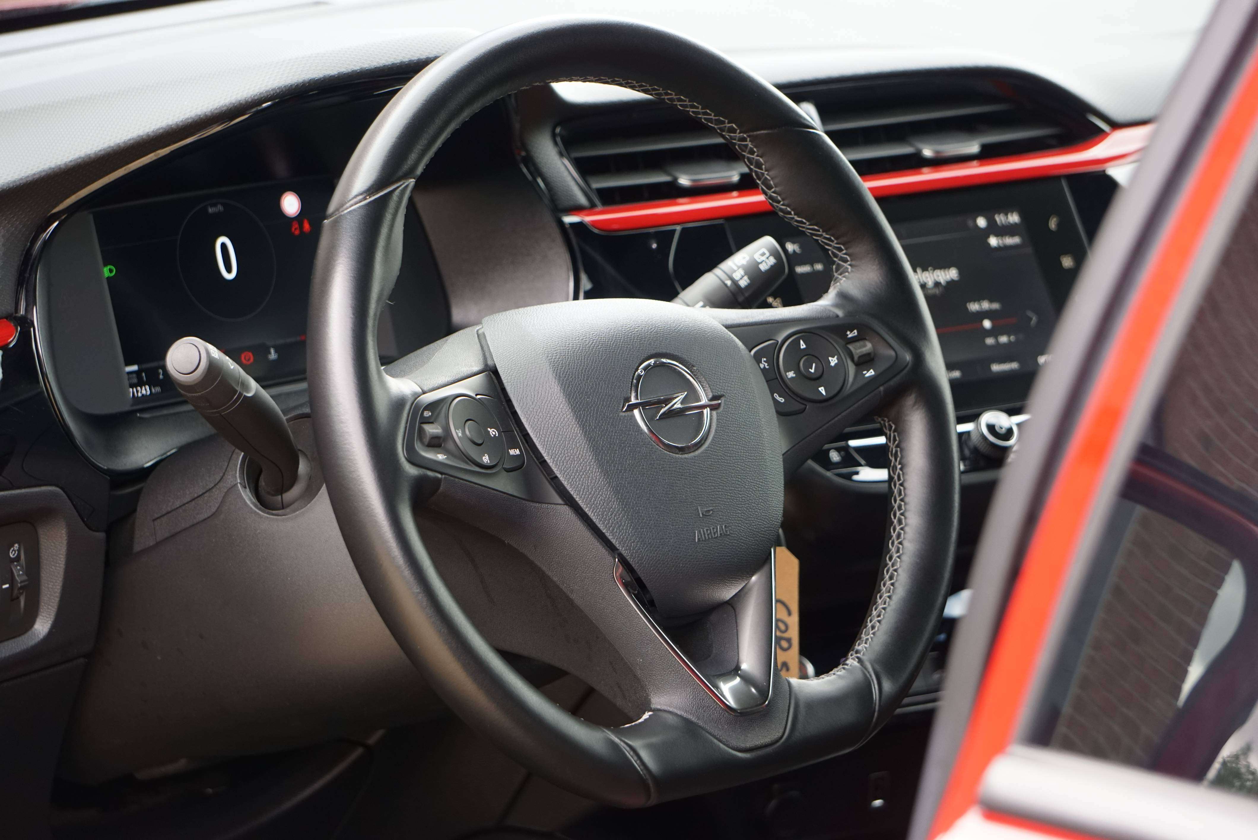 Opel Corsa 1.5 Turbo D GS Line COCKPIT 1er MAIN NAVI CRUISE