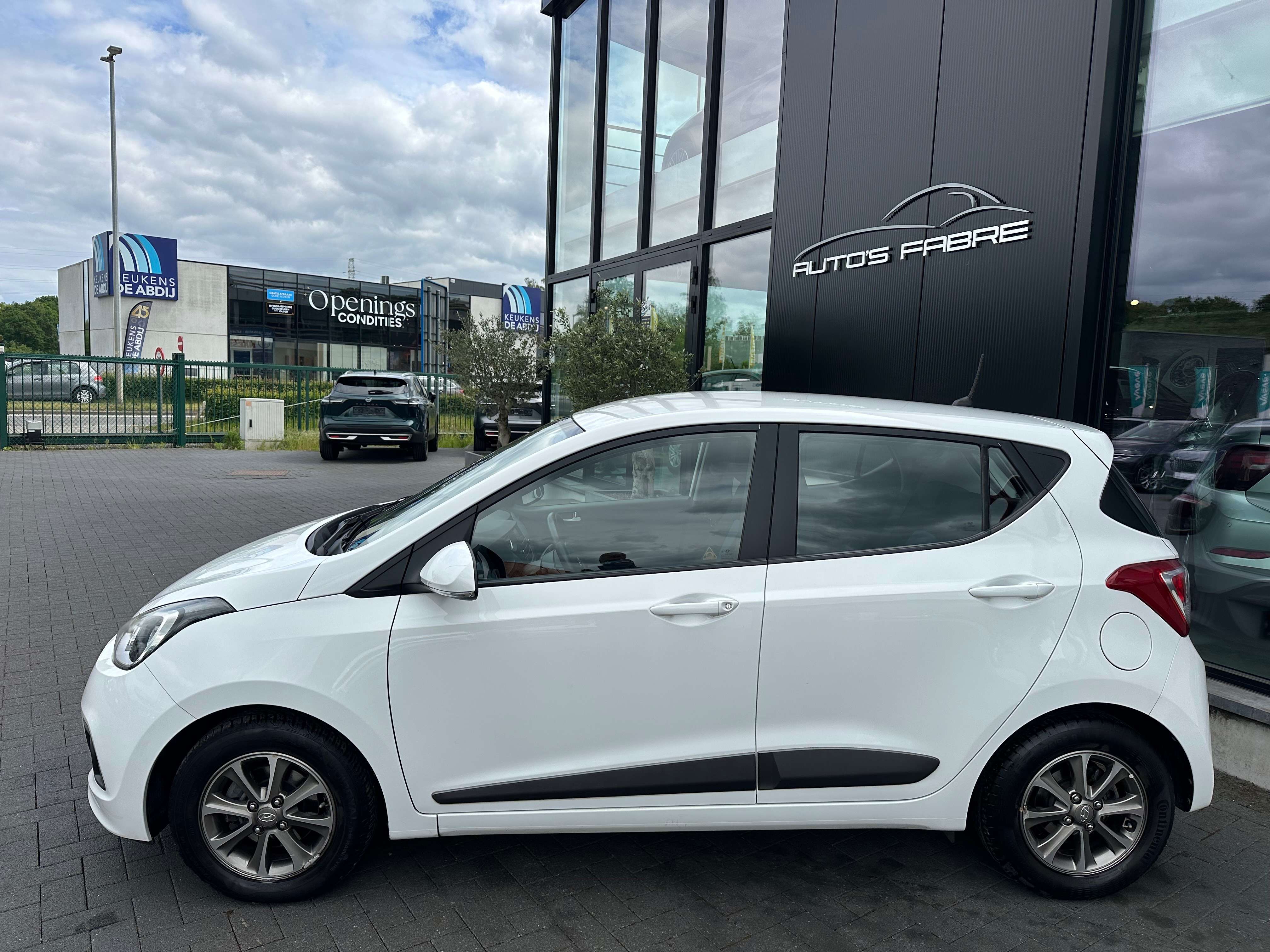 Hyundai i10 1.0i AUTOMATIQUE AIRCO 85000km