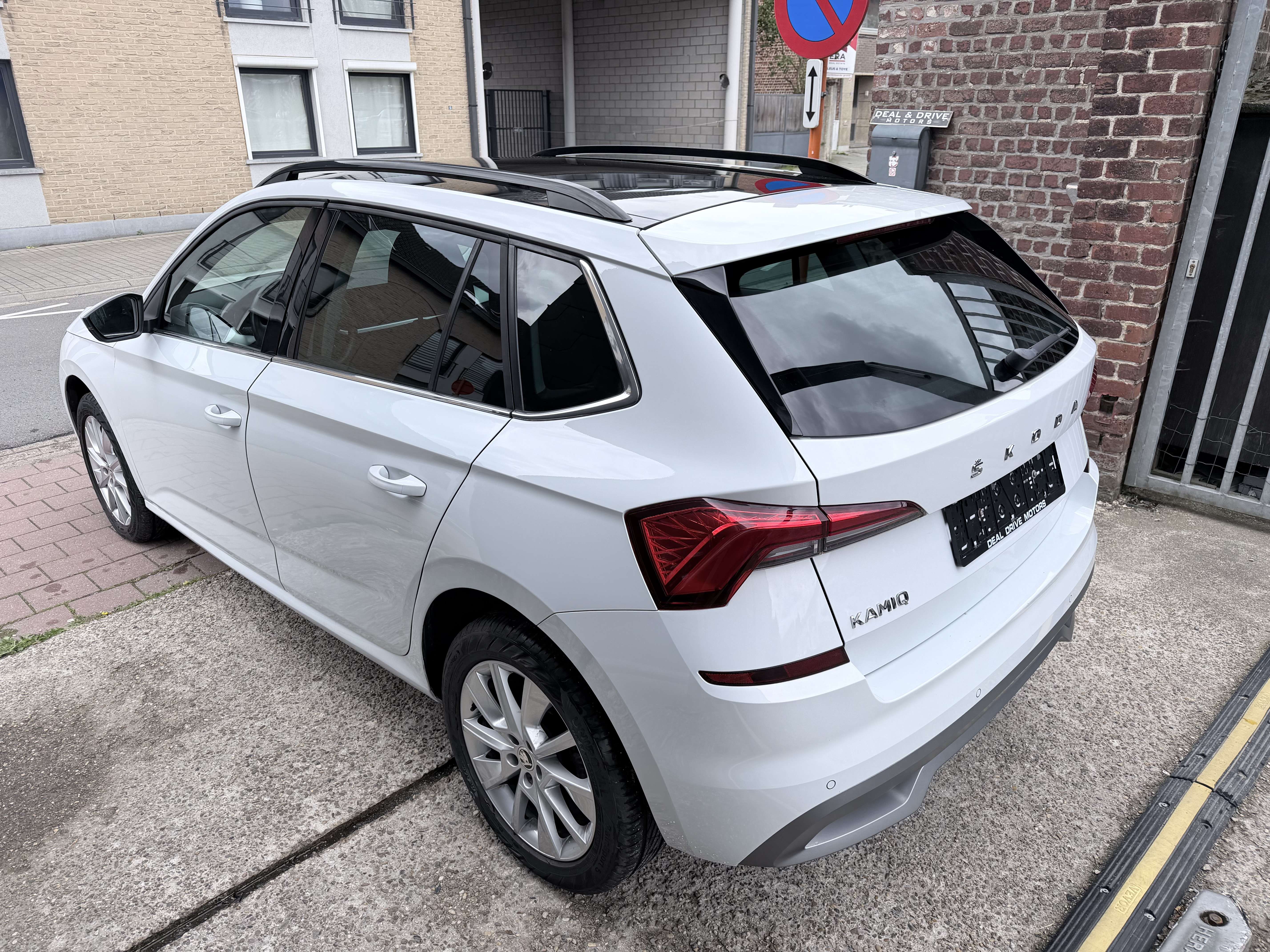 Skoda Kamiq PANO | CARPLAY | DIGITAAL DASH | ZETELVERWARMING
