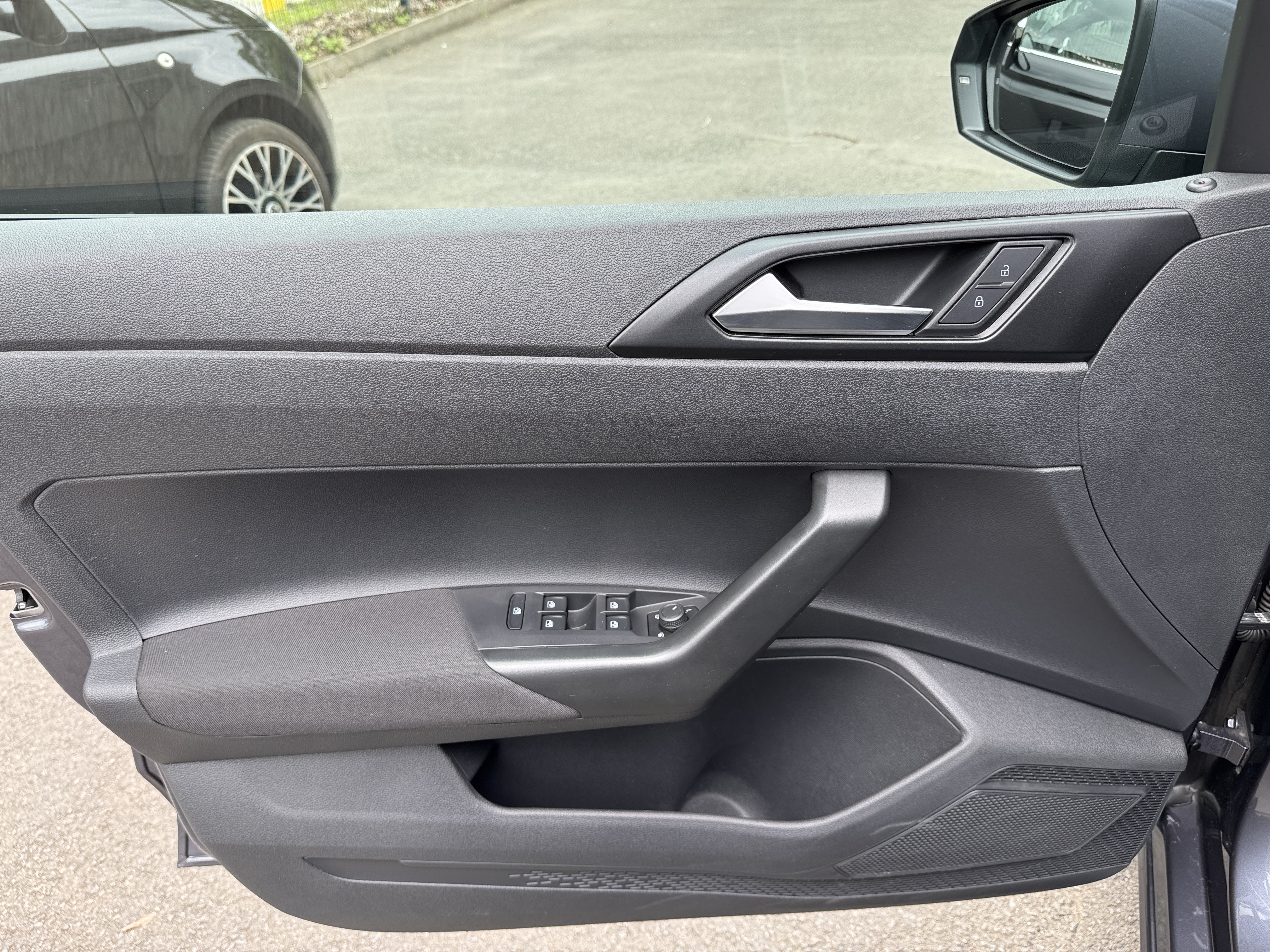 Volkswagen Polo VI 1.0 80 ACTIVE
