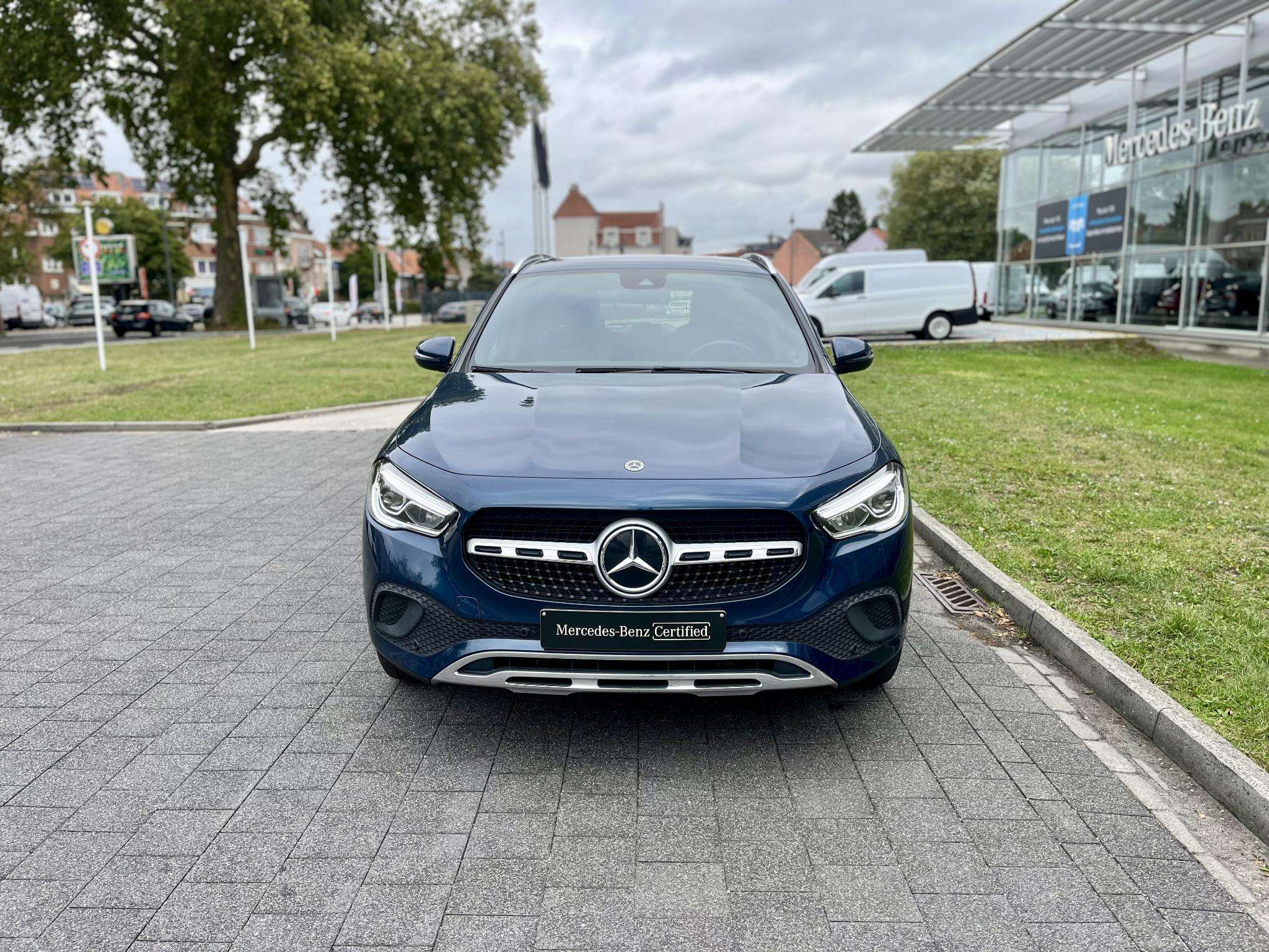 Mercedes-Benz GLA 250 GLA e Business Line