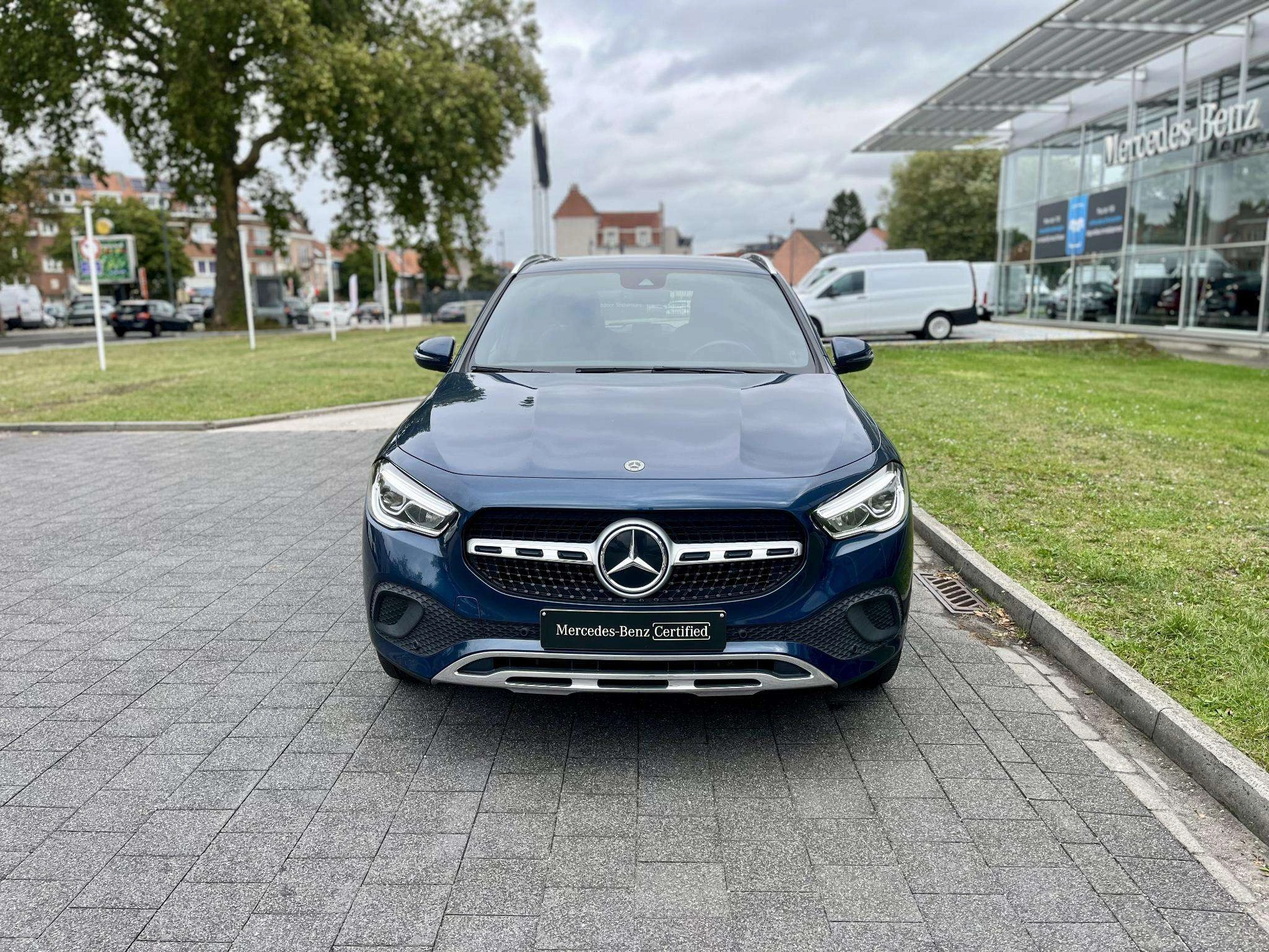 Mercedes-Benz GLA 250 GLA e Business Line