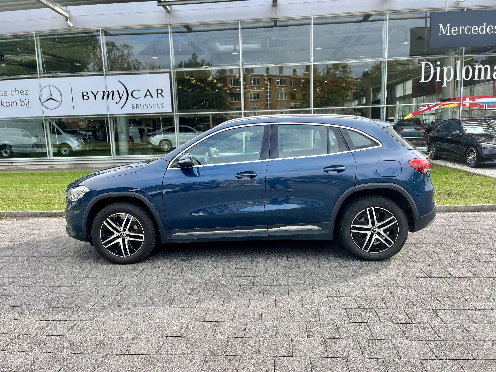 Mercedes-Benz GLA 250 GLA e Business Line