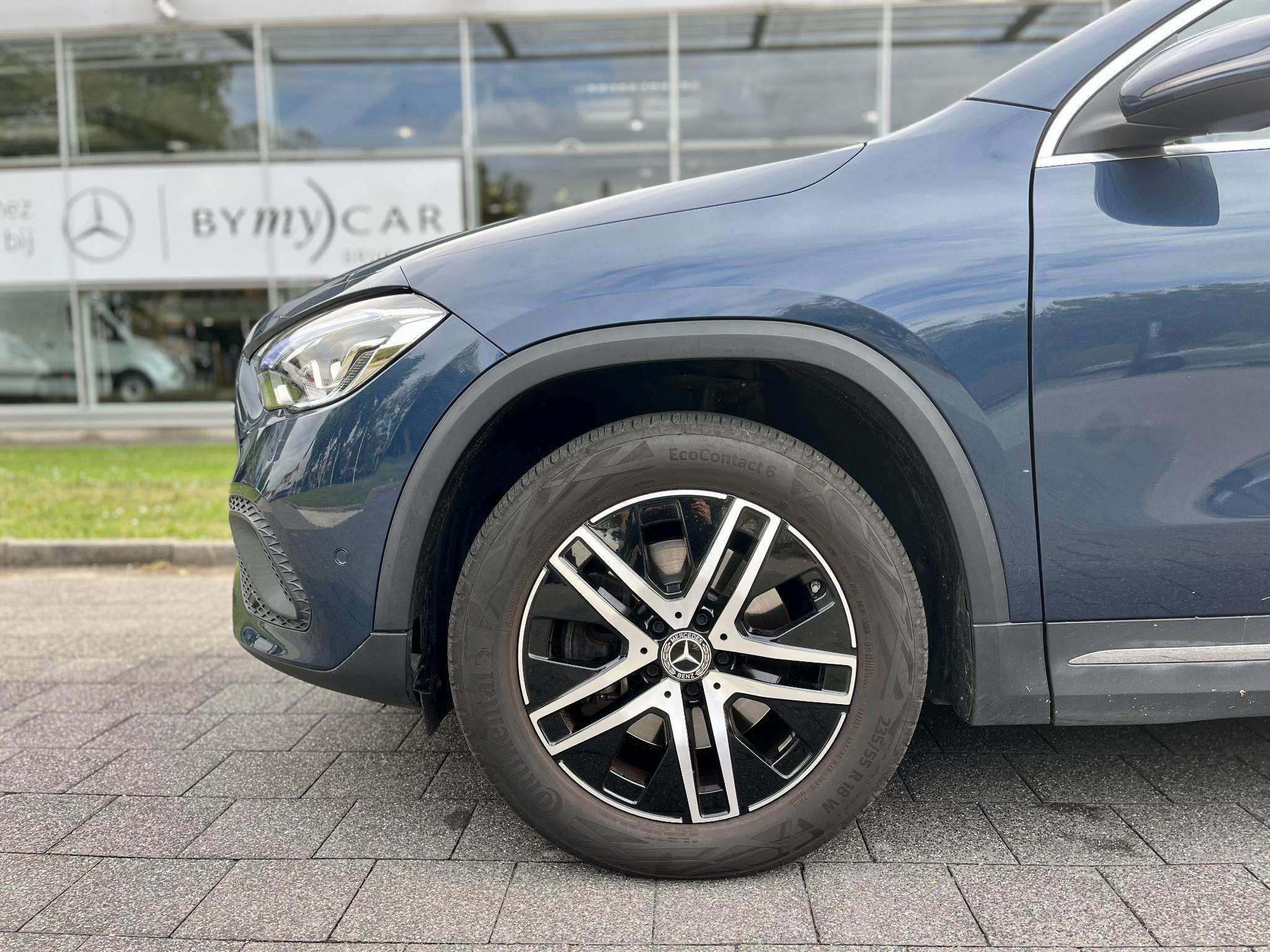 Mercedes-Benz GLA 250 GLA e Business Line