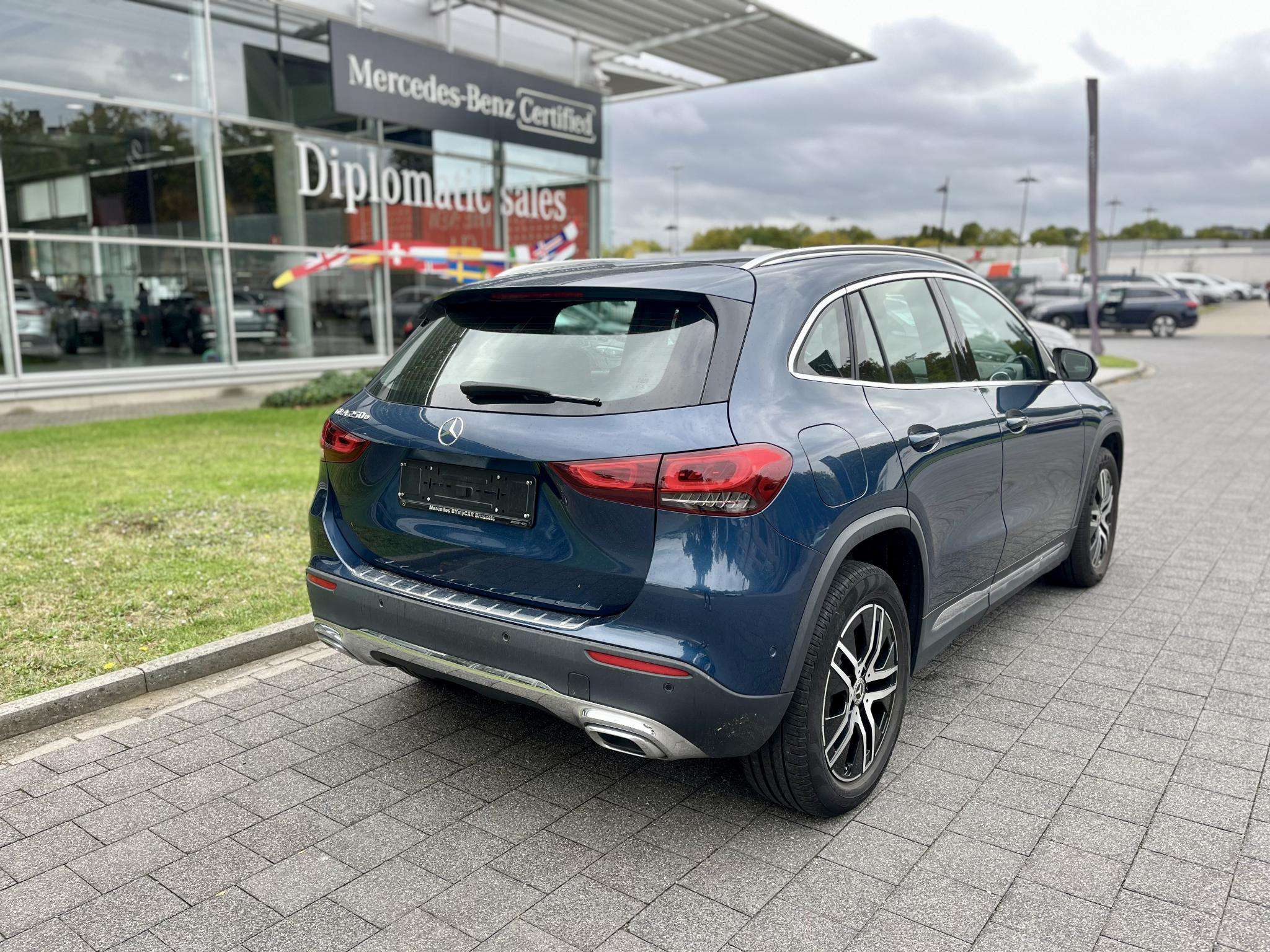 Mercedes-Benz GLA 250 GLA e Business Line