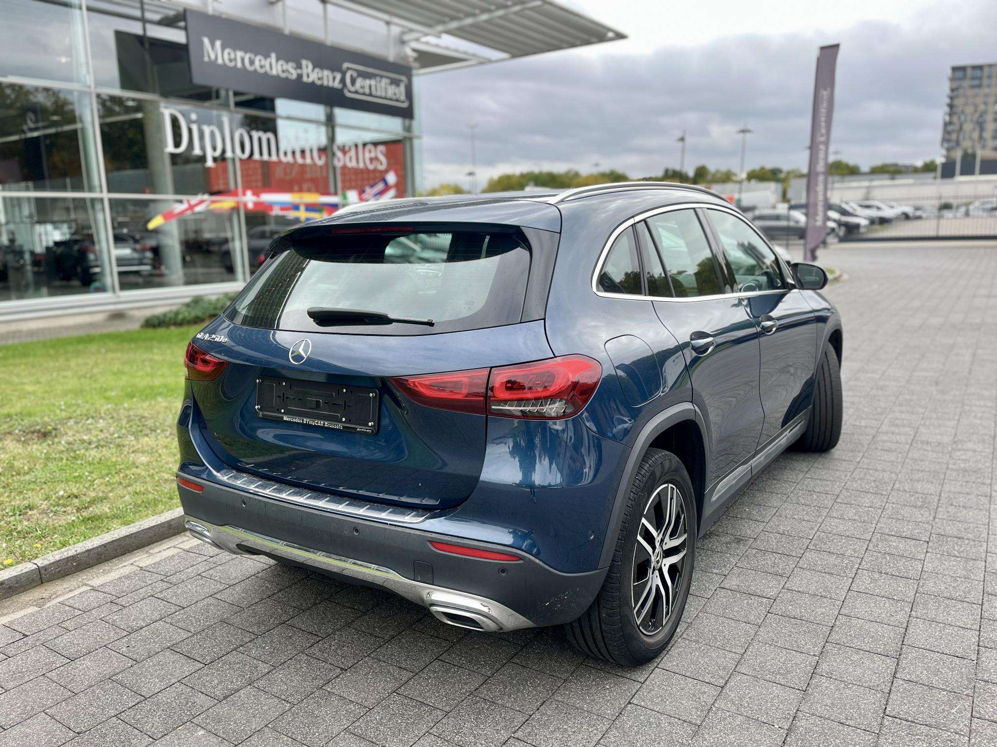 Mercedes-Benz GLA 250 GLA e Business Line