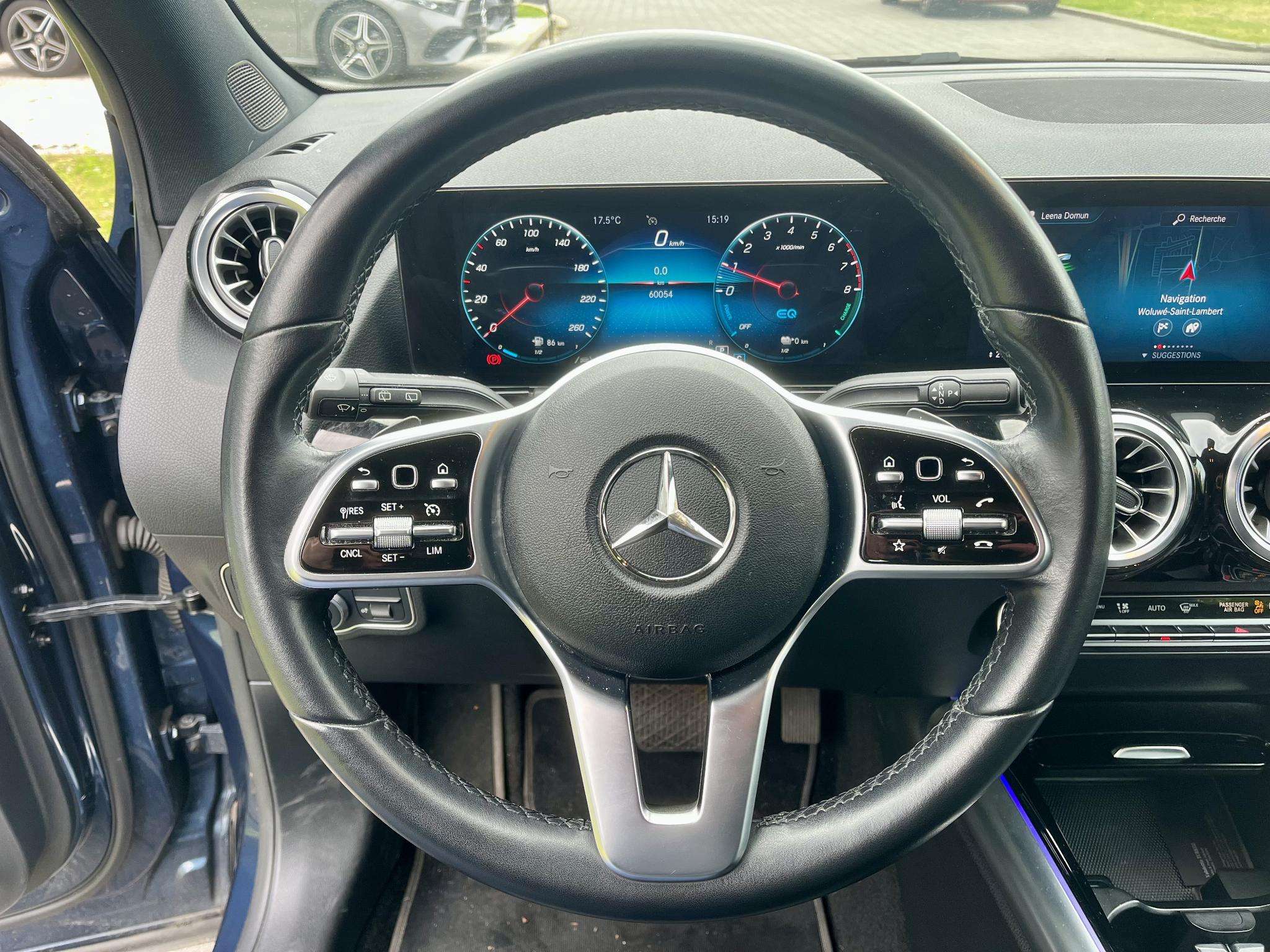 Mercedes-Benz GLA 250 GLA e Business Line