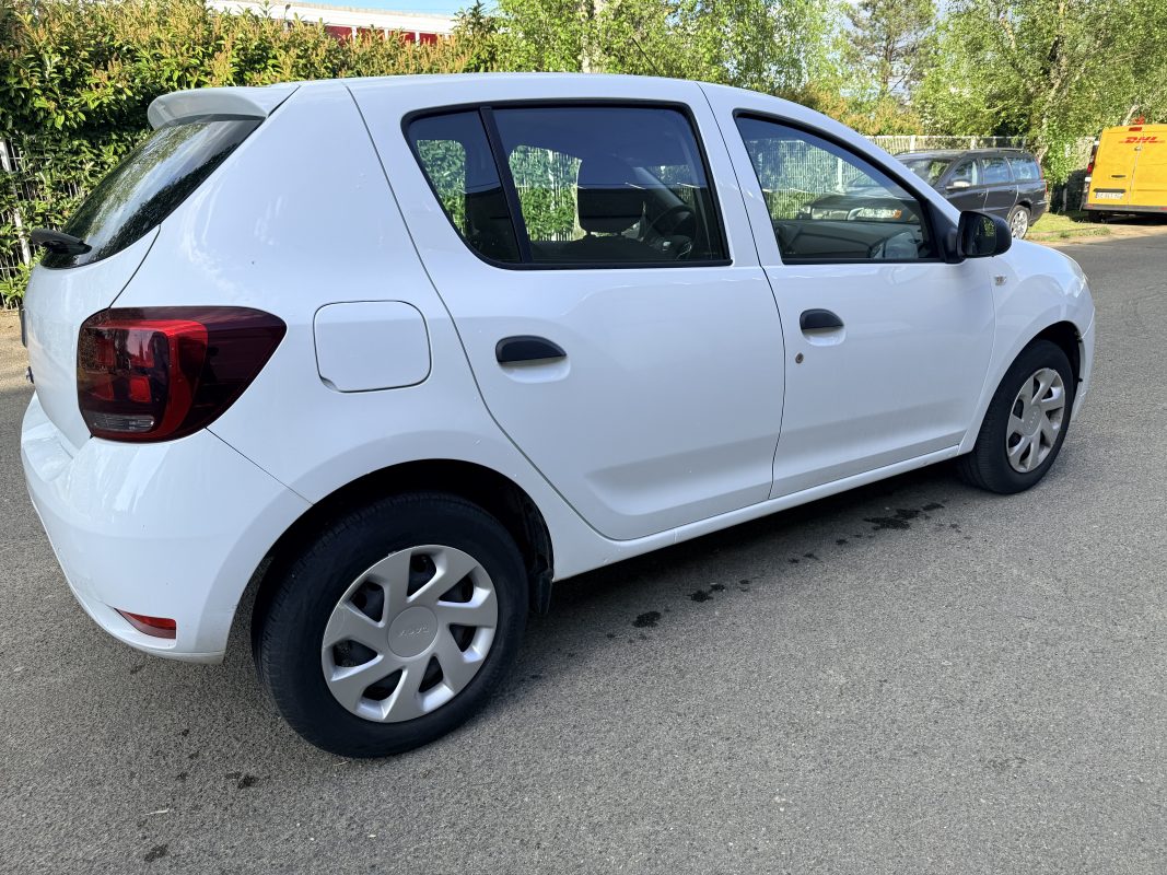 Dacia Sandero 1.0 SCe 75ch Urban Stepway - 20