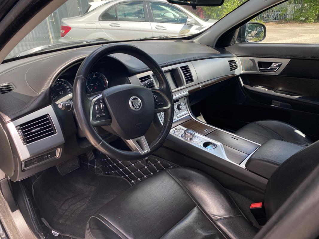 Jaguar Xf 2.2 D LUXE PREMIUM A - 2012 112 000 km Garantie