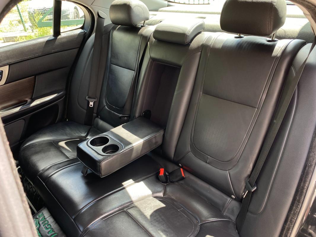 Jaguar Xf 2.2 D LUXE PREMIUM A - 2012 112 000 km Garantie