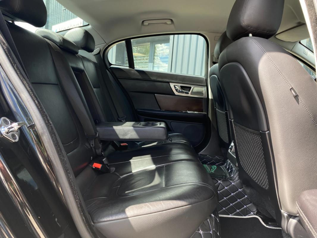 Jaguar Xf 2.2 D LUXE PREMIUM A - 2012 112 000 km Garantie