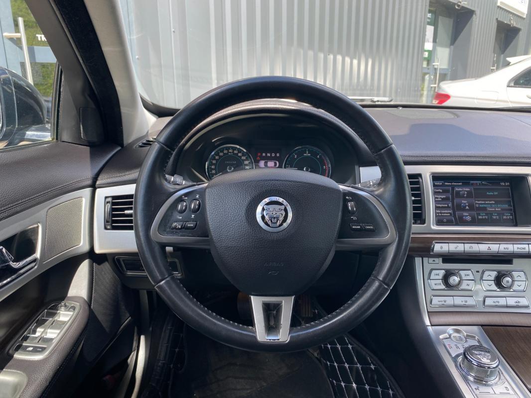 Jaguar Xf 2.2 D LUXE PREMIUM A - 2012 112 000 km Garantie