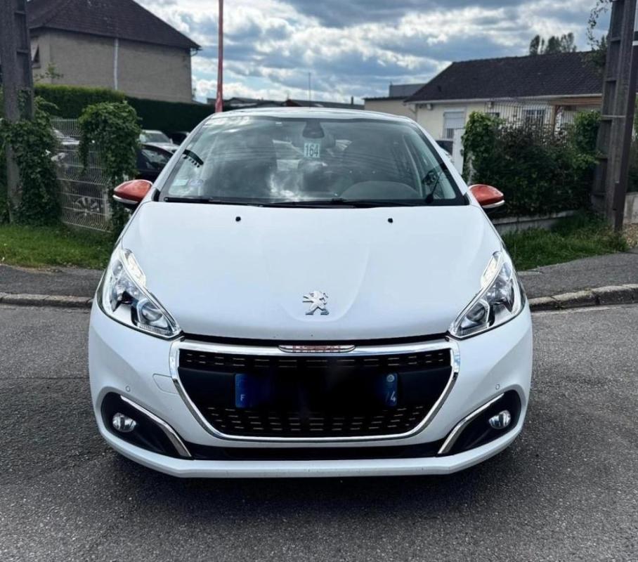Peugeot 208 1.2 PT 110 CV ROLAND GARROS TOIT PANO