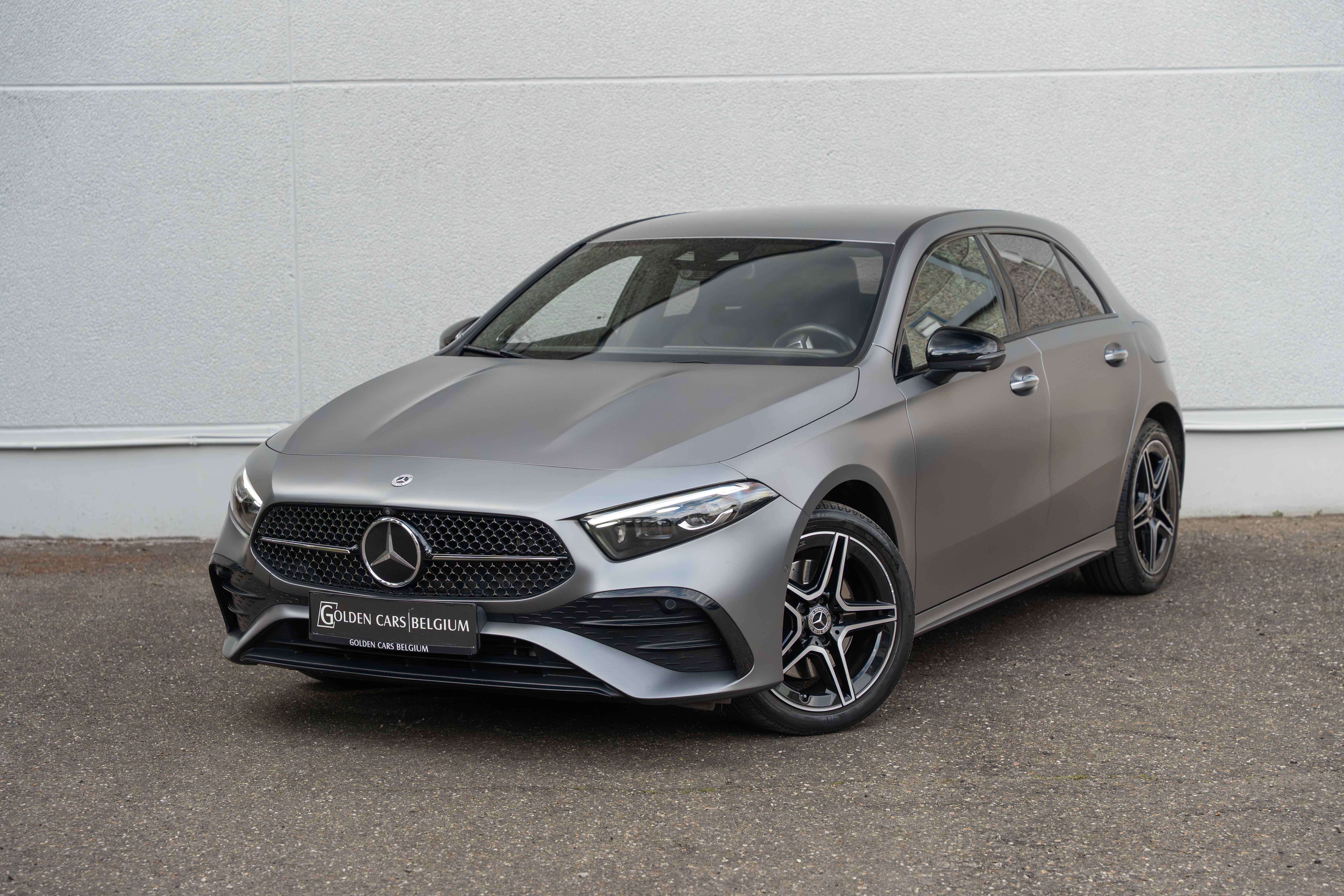 Mercedes-Benz A 250 e AMG/MOUNTAINGREY/LED/ACC/MEMORY/BURMESTER/AMBIENTE/360°/KEYLESS