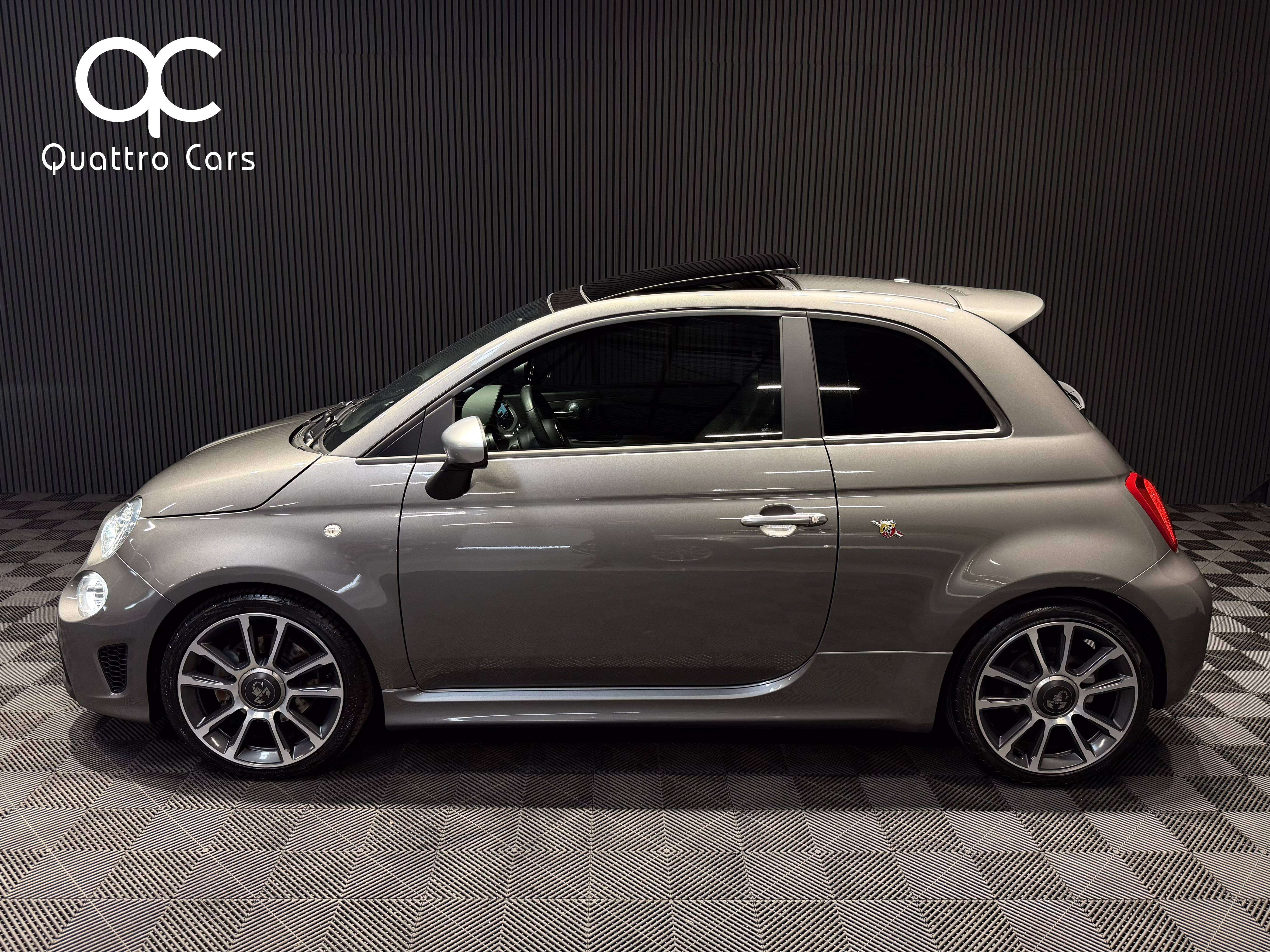 Abarth 595 Turismo 1.4 T-Jet - Toit ouvrant - Beats - Xenon - Cuir - Car play