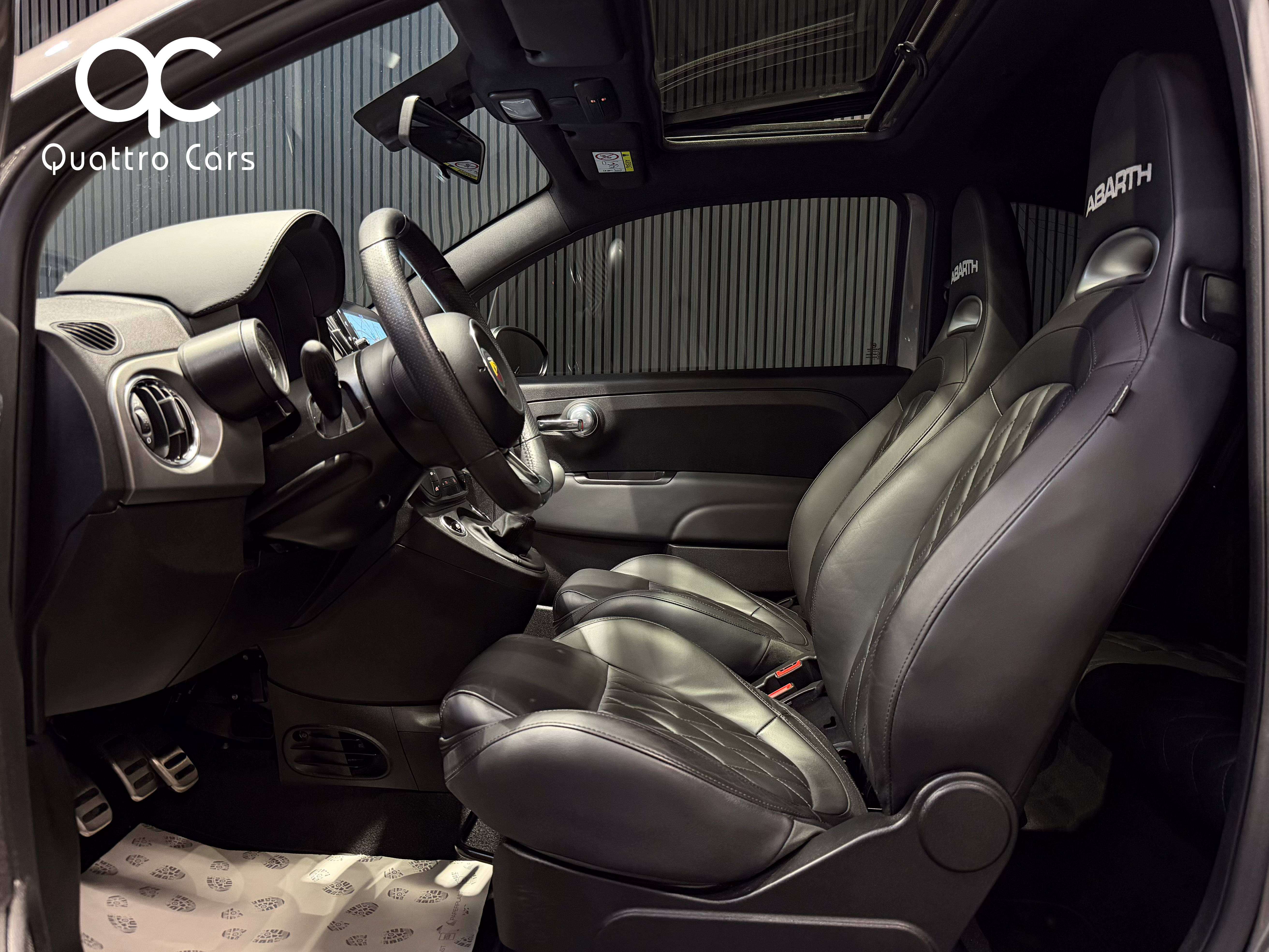 Abarth 595 Turismo 1.4 T-Jet - Toit ouvrant - Beats - Xenon - Cuir - Car play