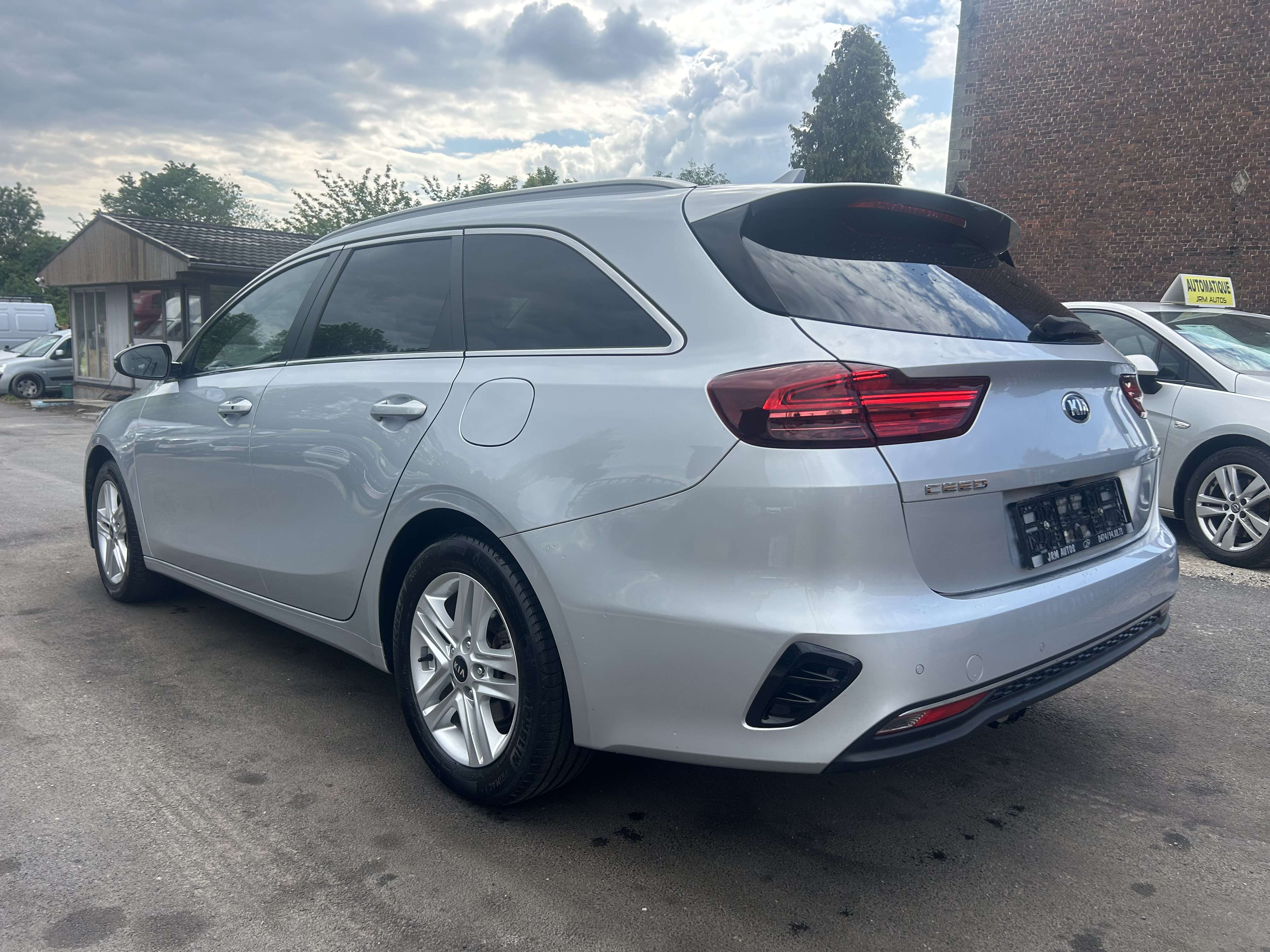 Kia Ceed SW / cee'd SW 1.6 CRDi MHEV Business Line DCT (EU6d) 1er Proprio *** CLIM/CAMERA/GPS ***