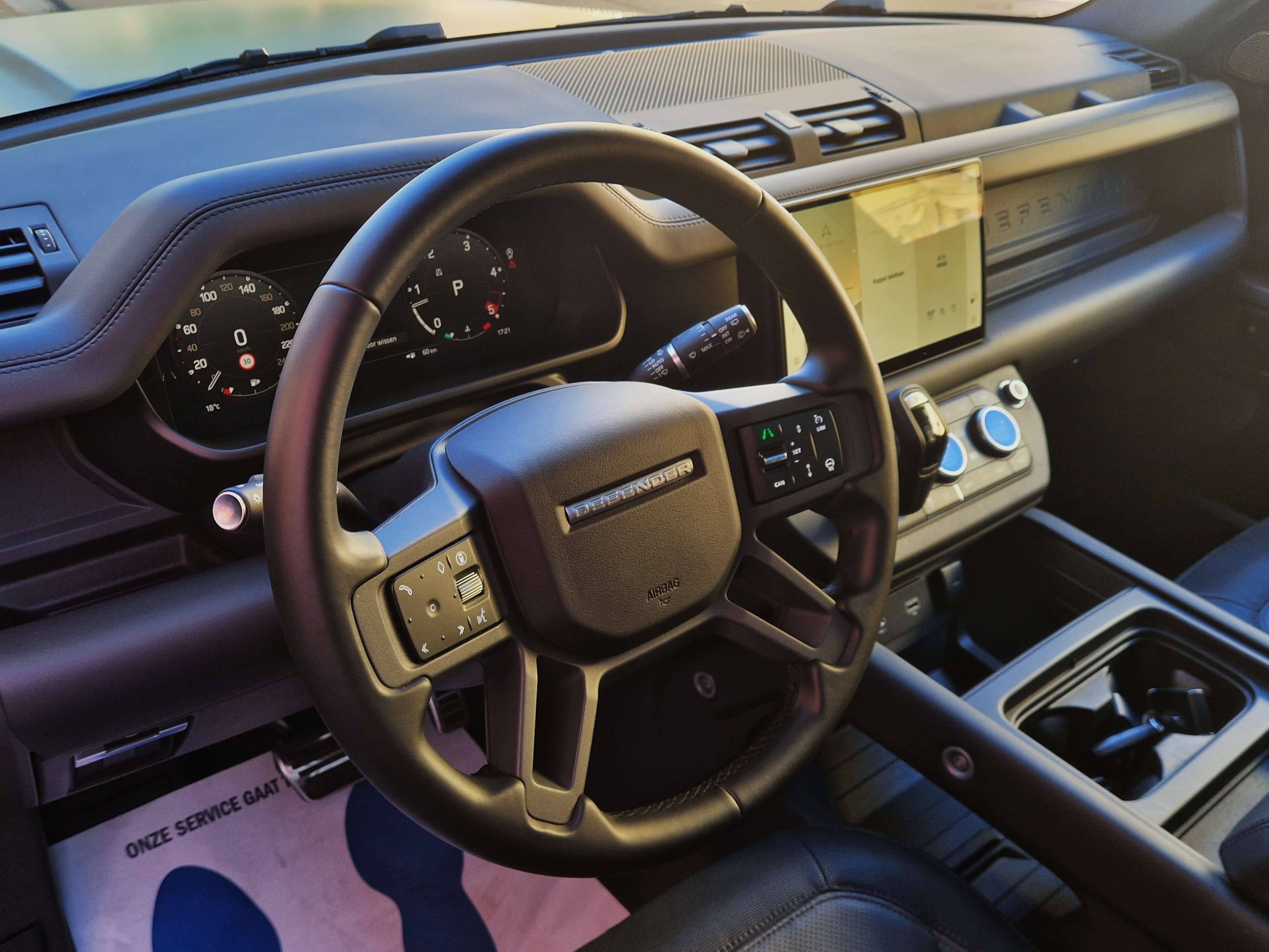 Land Rover Defender Defender 110 3.0D MHEV D300 X-Dynamic