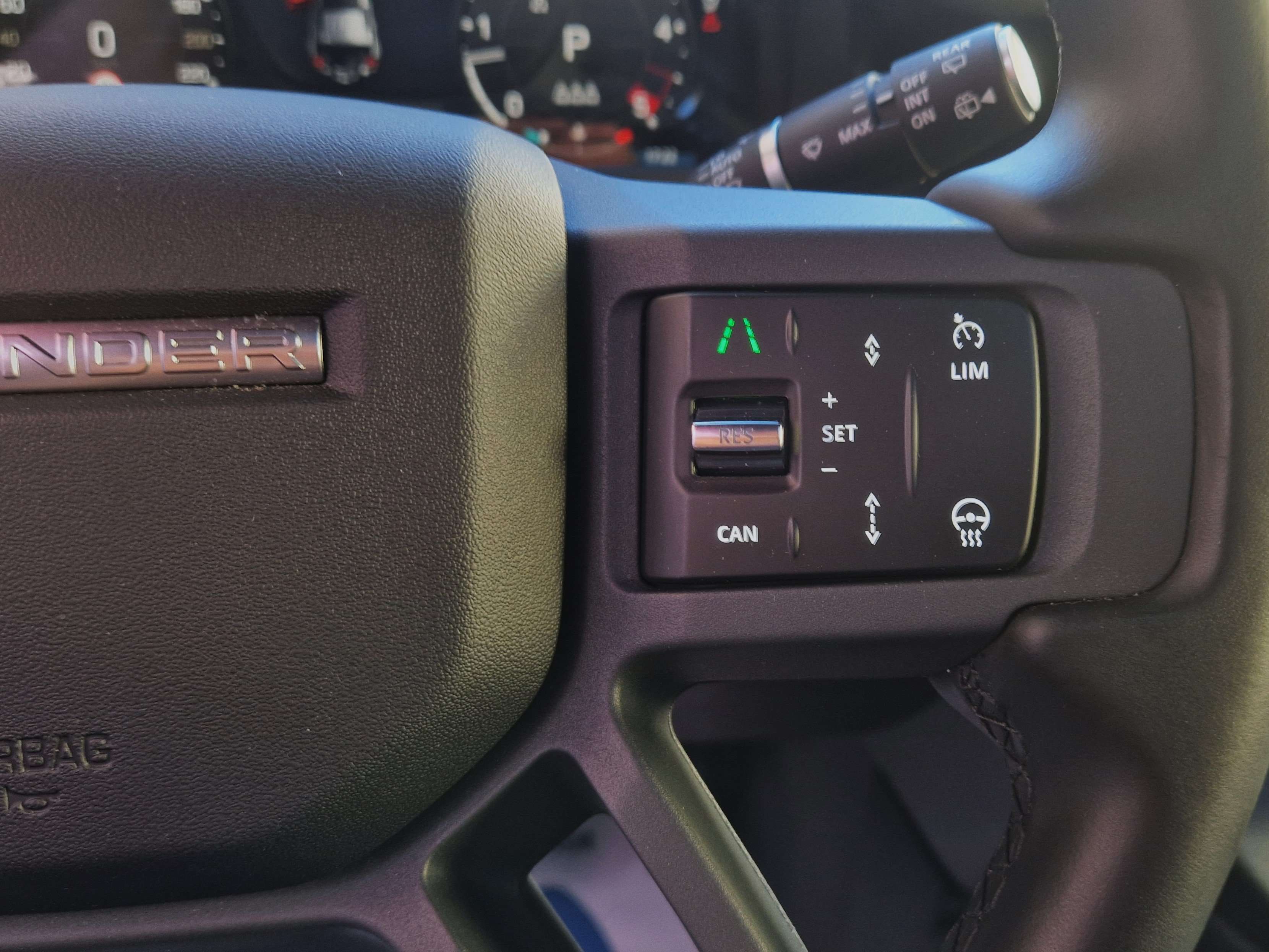 Land Rover Defender Defender 110 3.0D MHEV D300 X-Dynamic