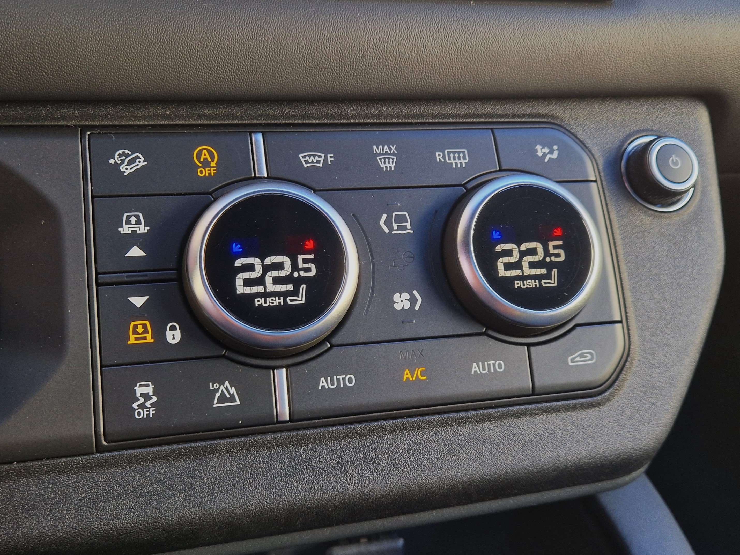 Land Rover Defender Defender 110 3.0D MHEV D300 X-Dynamic