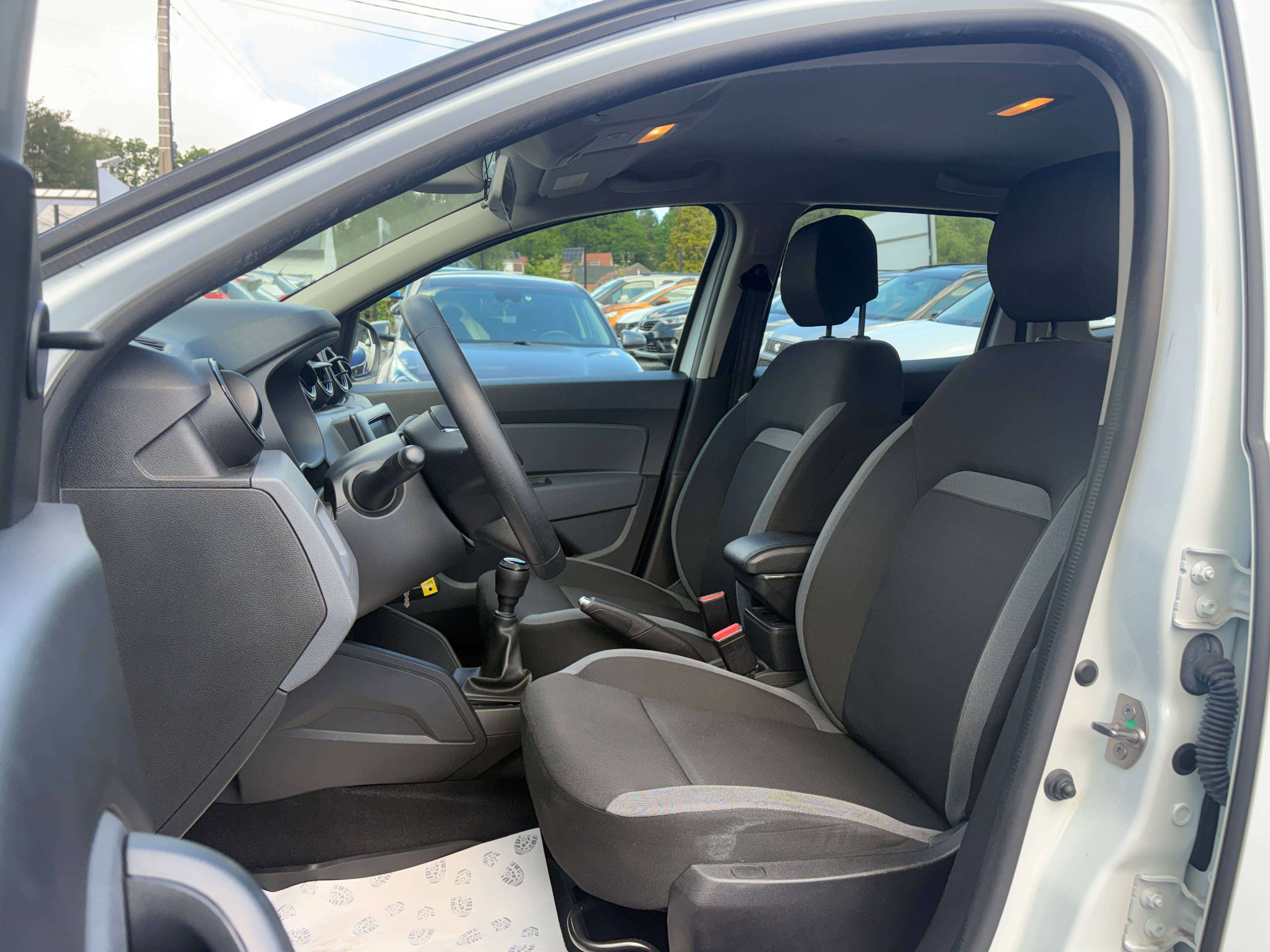 Dacia Duster 1.6 SCe Essential - EU6 - GARANTIE 1AN -