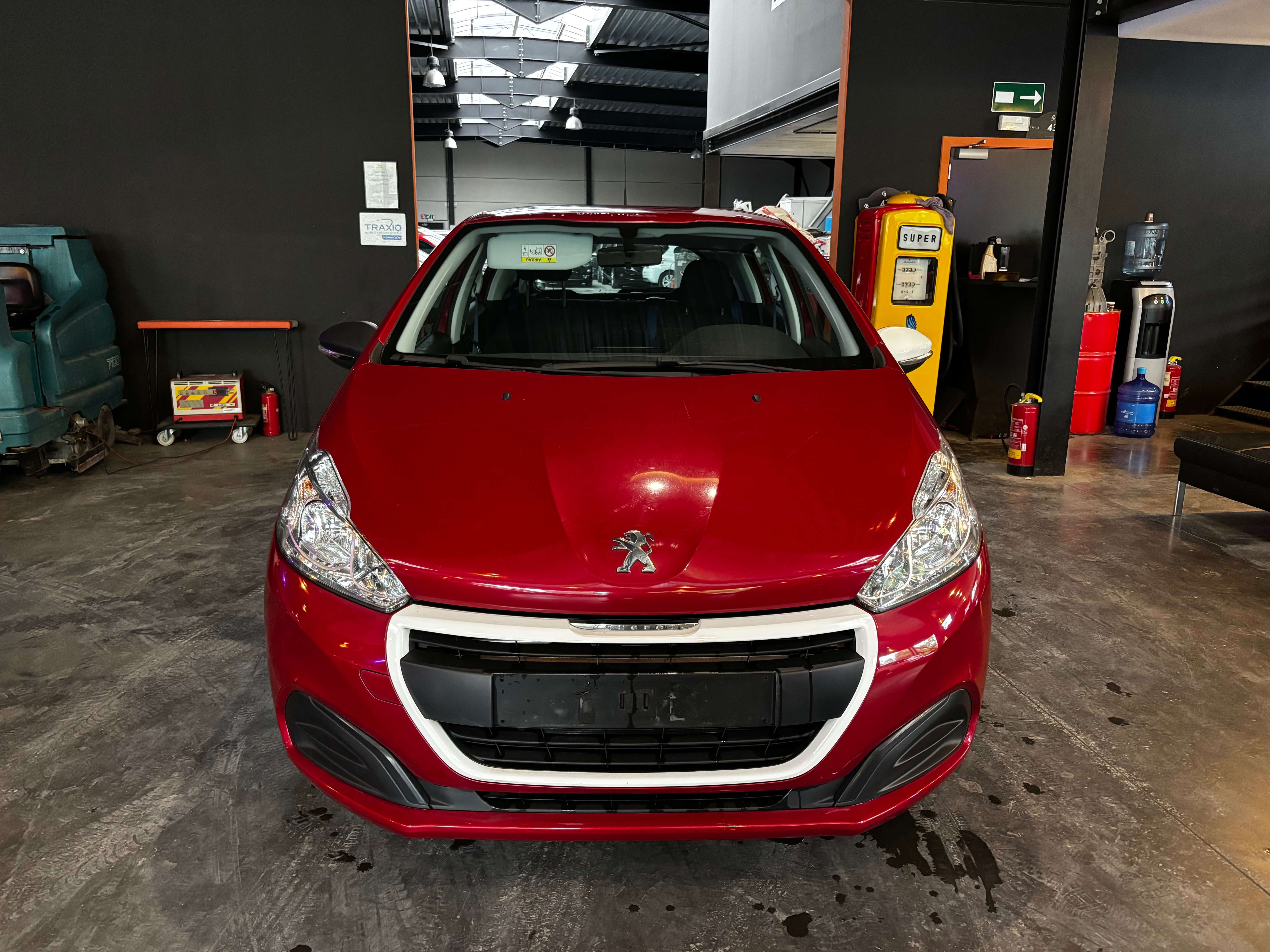 Peugeot 208 208 1.2i Like/12 000 KM/12 MOIS DE GARANTIE