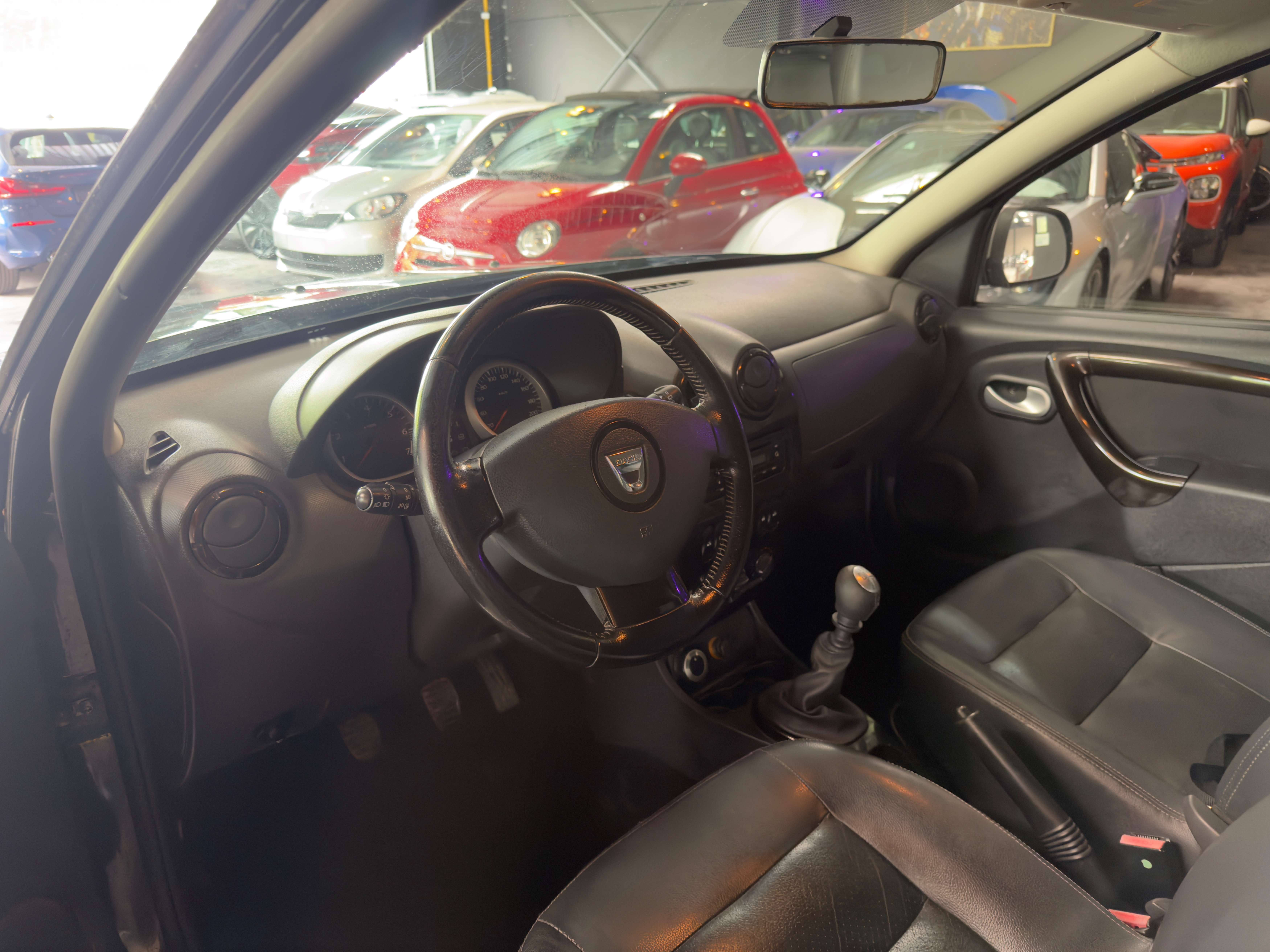 Dacia Duster Duster 1.6i 4x4 Laureate/12 mois de garantie