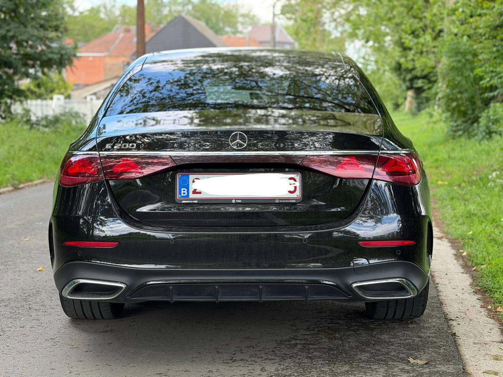 Mercedes-Benz E 200 4-Matic AMG Line - Garantie 12 mois