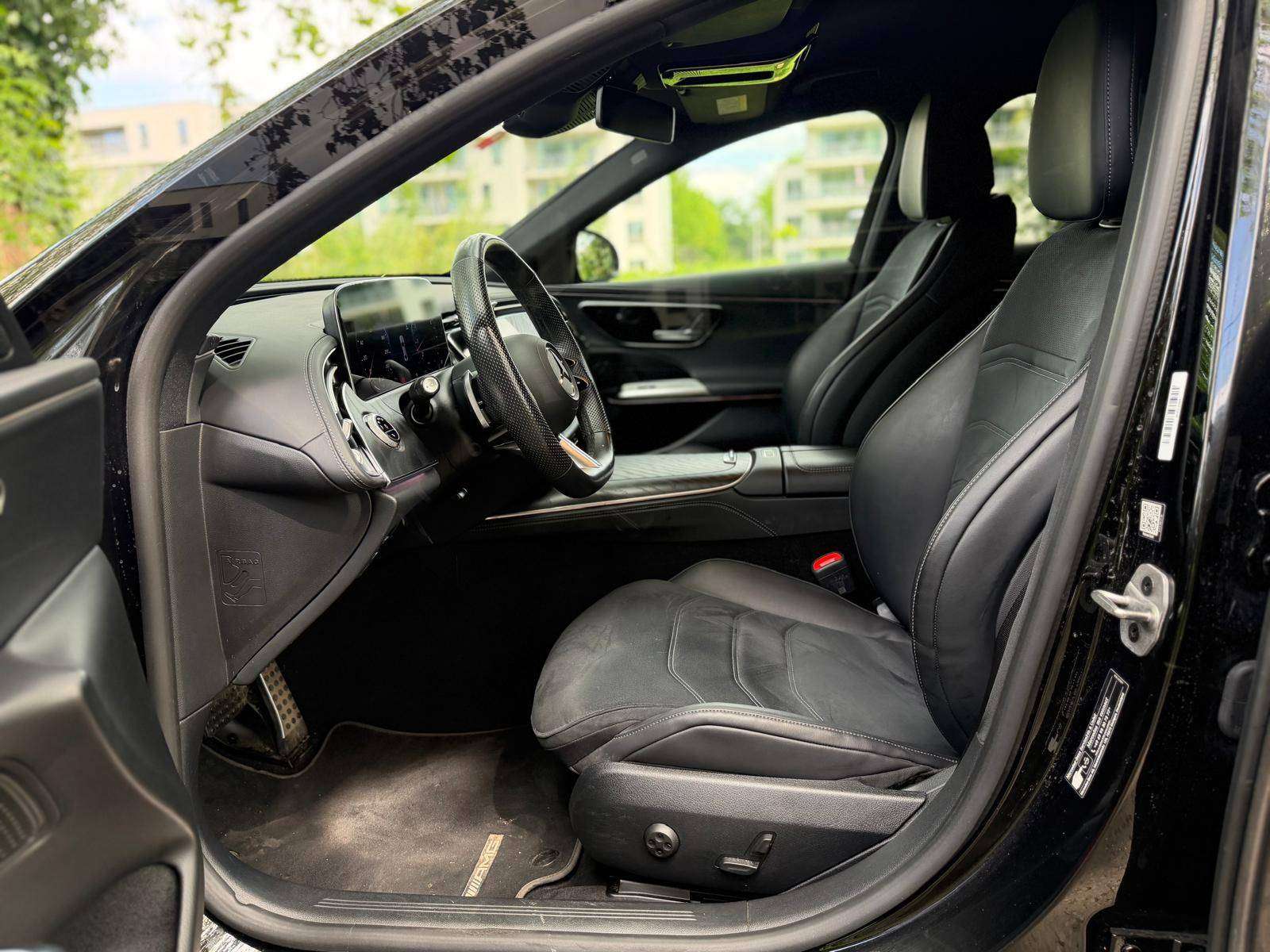 Mercedes-Benz E 200 4-Matic AMG Line - Garantie 12 mois