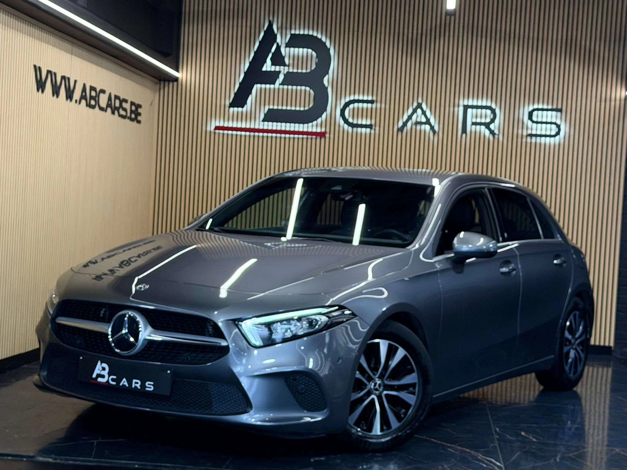 Mercedes-Benz A 180 d * GARANTIE 12 MOIS * BOITE AUTOMATIQUE *