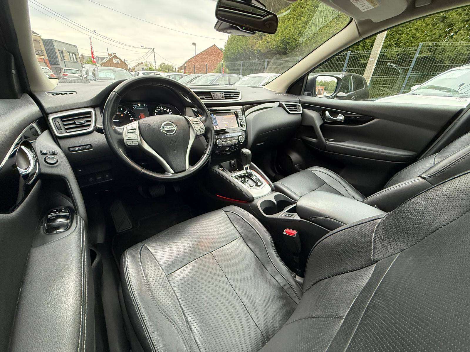 Nissan Qashqai Qashqai 1.6 dCi Tekna  Xtronic // FULL OPTIONS // Entretien + CT OK