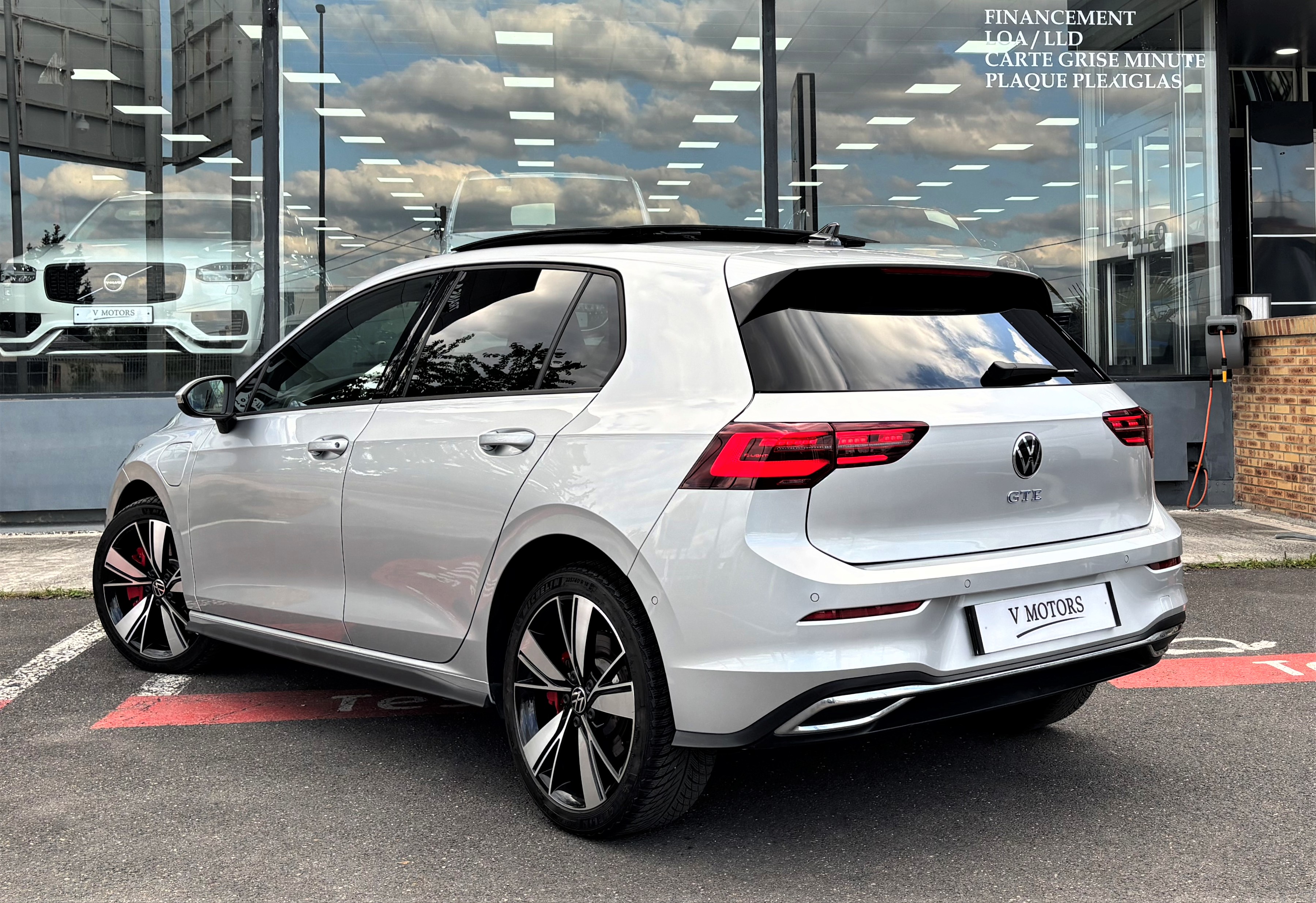 Volkswagen Golf VIII GTE E-HYBRID 245 PERFORMANCE DESIGN' Panorama 1er Main