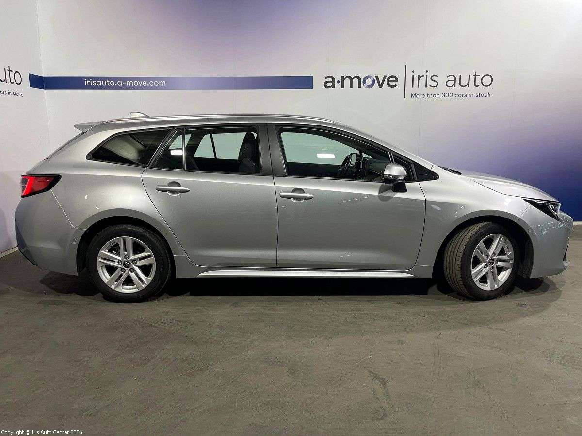 Toyota Corolla 1.8 HYBRID | CARPLAY | ADAPTATIVE CRUISE thumbnail