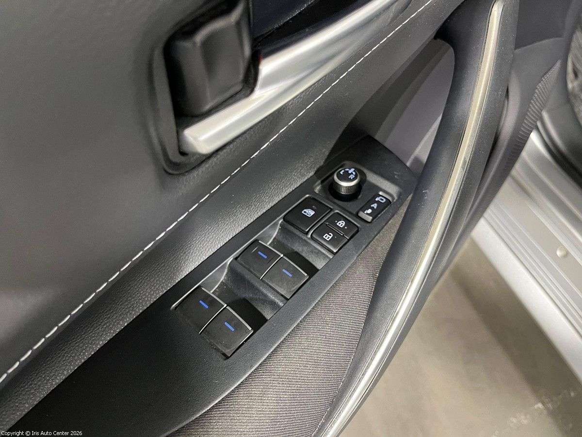 Toyota Corolla 1.8 HYBRID | CARPLAY | ADAPTATIVE CRUISE