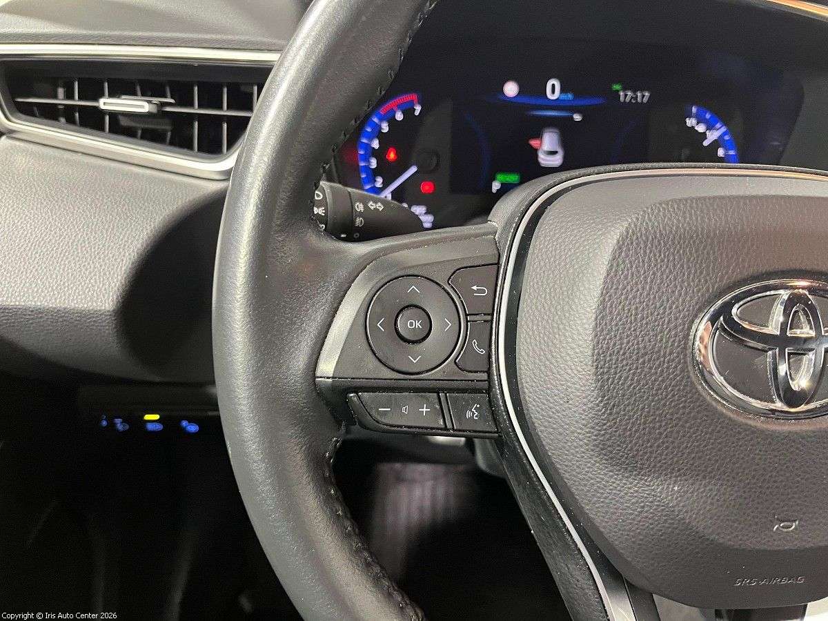 Toyota Corolla 1.8 HYBRID | CARPLAY | ADAPTATIVE CRUISE