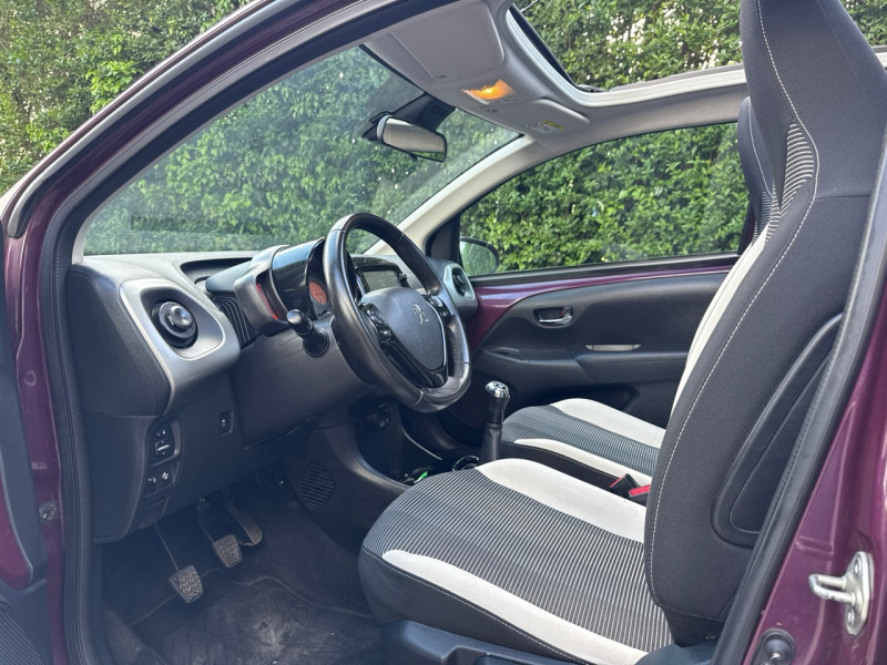 Peugeot 108 1.2 ESS 82CH ALLURE 5P * TOIT OUVRANT * CAMERA * GARANTIE