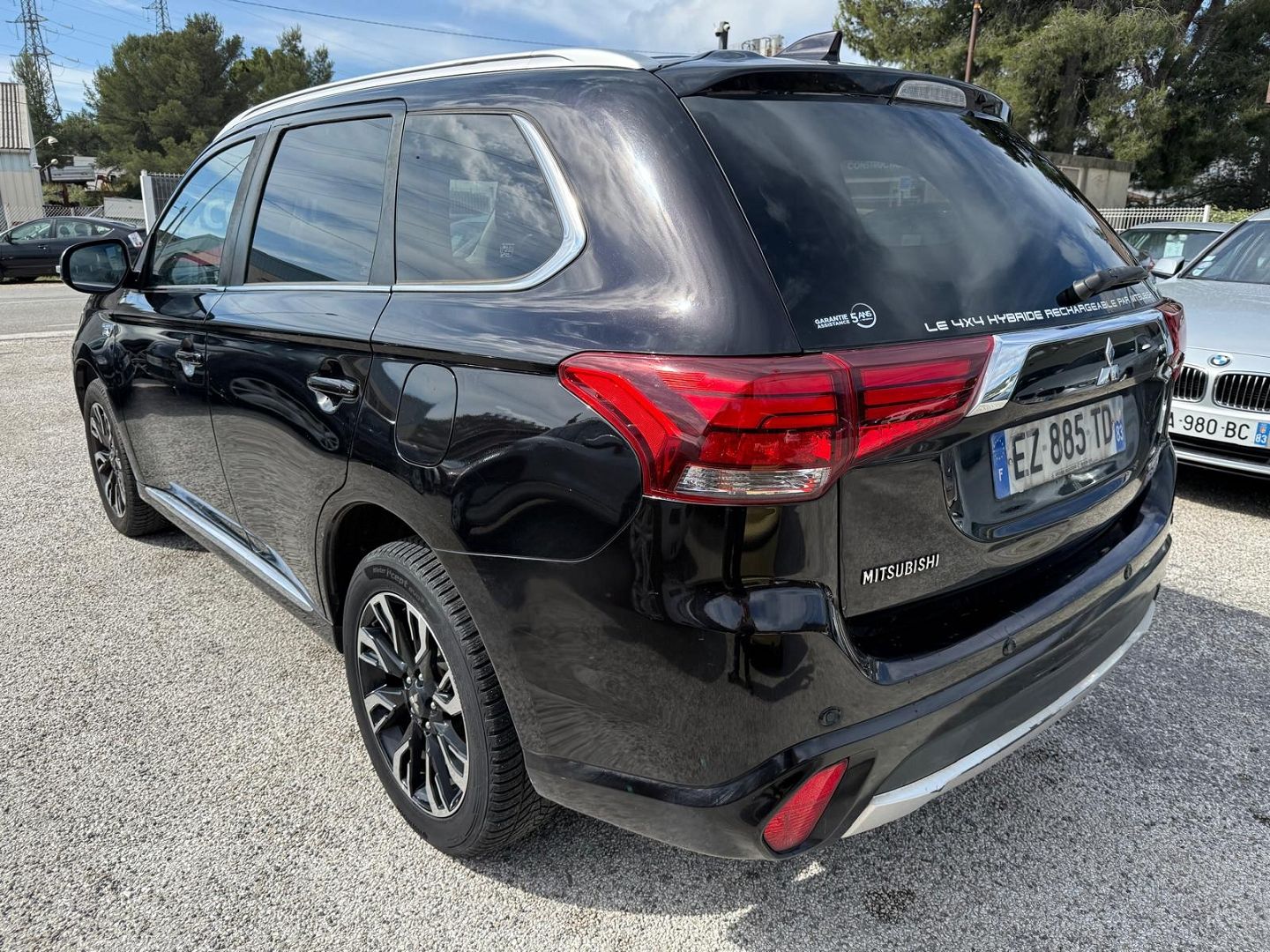 Mitsubishi OUTLANDER PHEV HYBRIDE RECHARGEABLE 200CH INTENSE STYLE