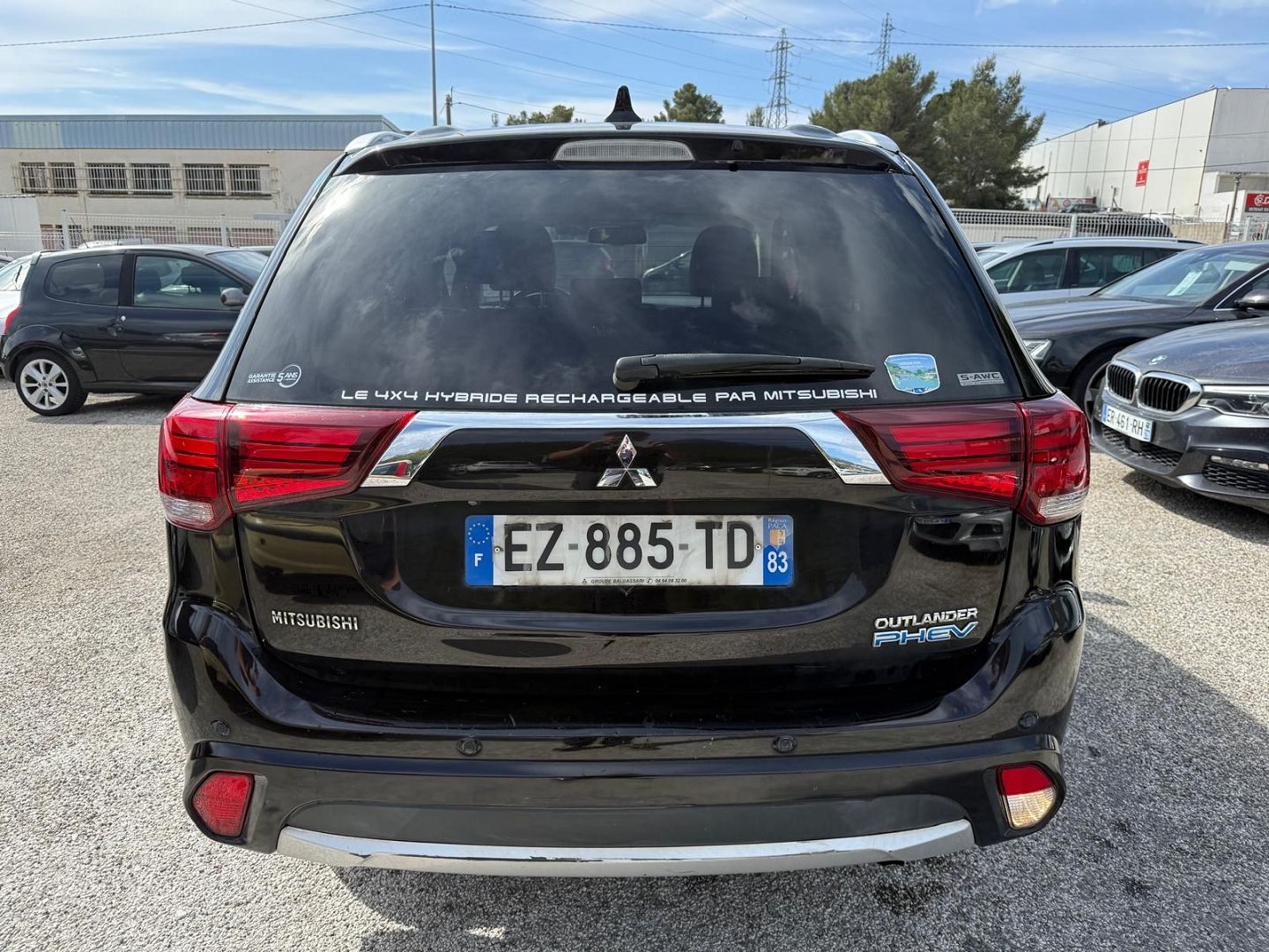 Mitsubishi OUTLANDER PHEV HYBRIDE RECHARGEABLE 200CH INTENSE STYLE