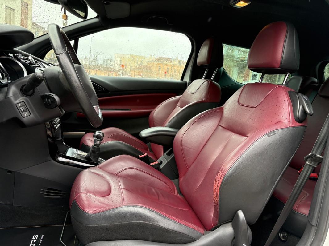 Citroen Ds3 SO CHIC 1.6 VTi 120 cv / MOTEUR À CHAINE