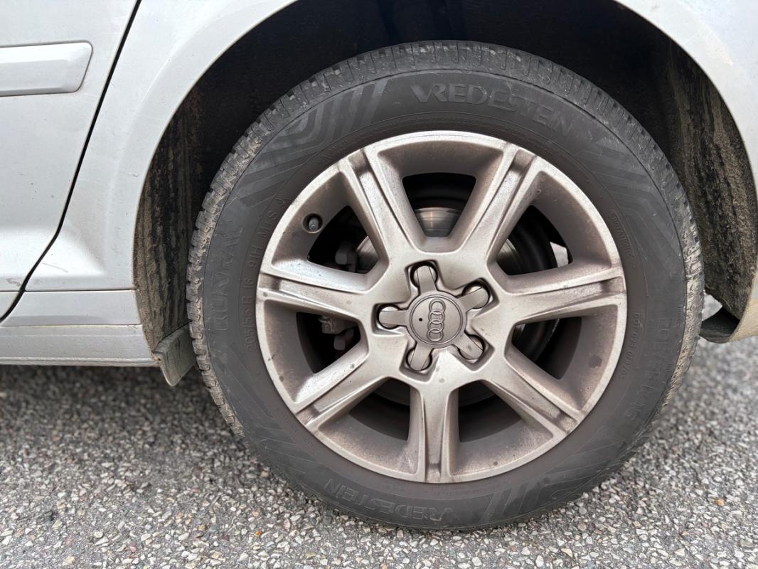 Audi A3 Sportback AMBITION Phase 2 1.6 TDi 105 cv