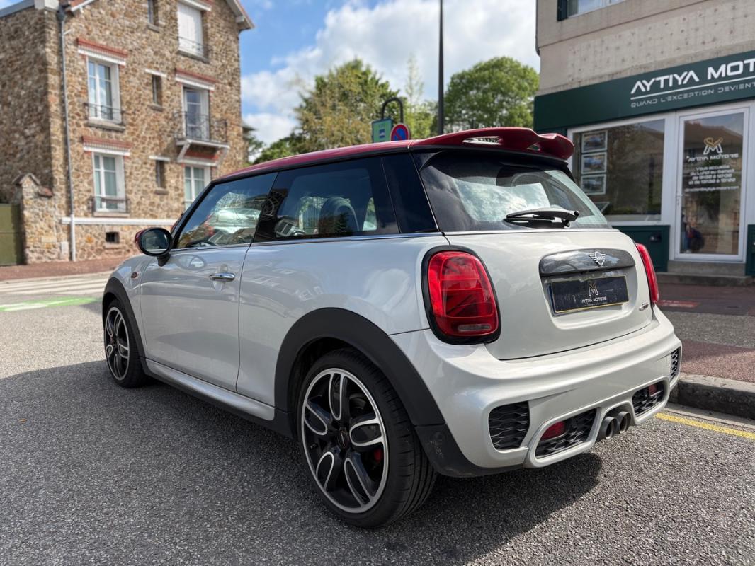 Mini Mini JOHN COOPER WORKS (F56) 3 Portes JCW 2.0 i 16V 231 cv Boîte auto * FULL OPTIONS