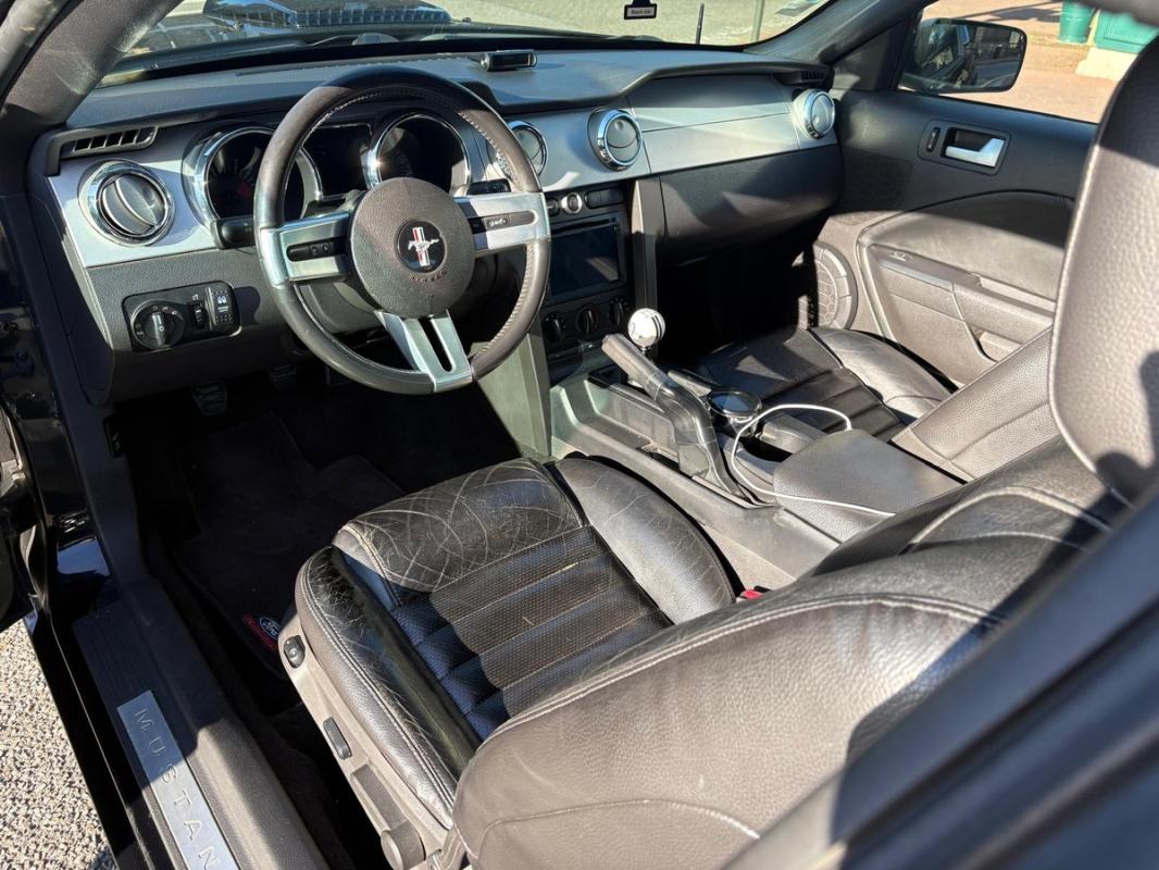 Ford Mustang GT Premium - V8 4.6L