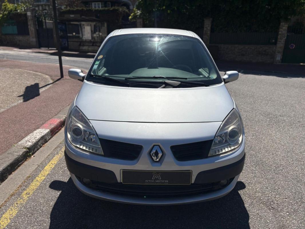 Renault Scenic Privilège TDI 1.9 - 130 CV