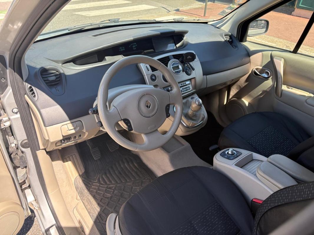 Renault Scenic Privilège TDI 1.9 - 130 CV