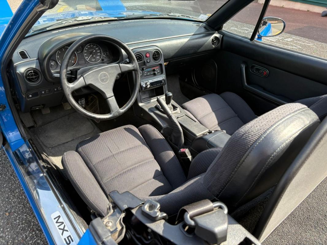 Mazda Mx5 Miata NA Blue Mariner
