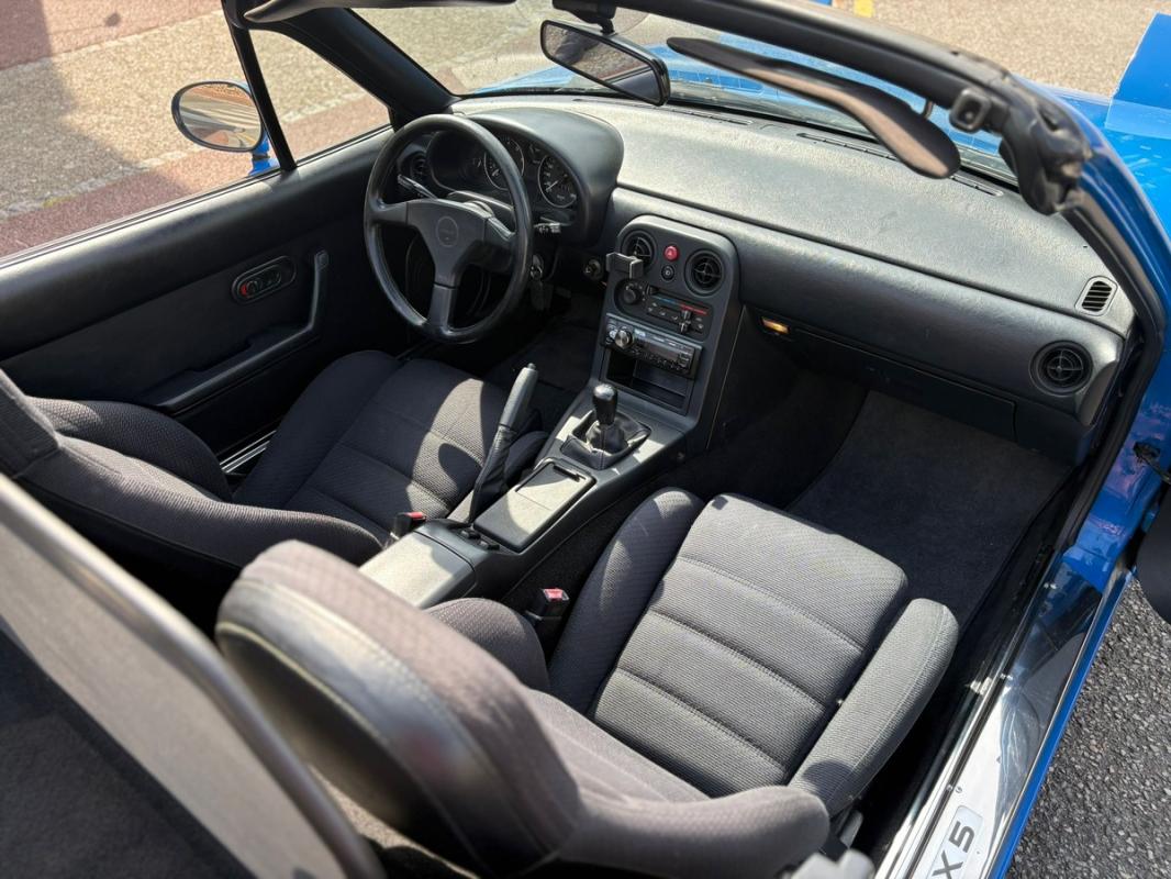 Mazda Mx5 Miata NA Blue Mariner