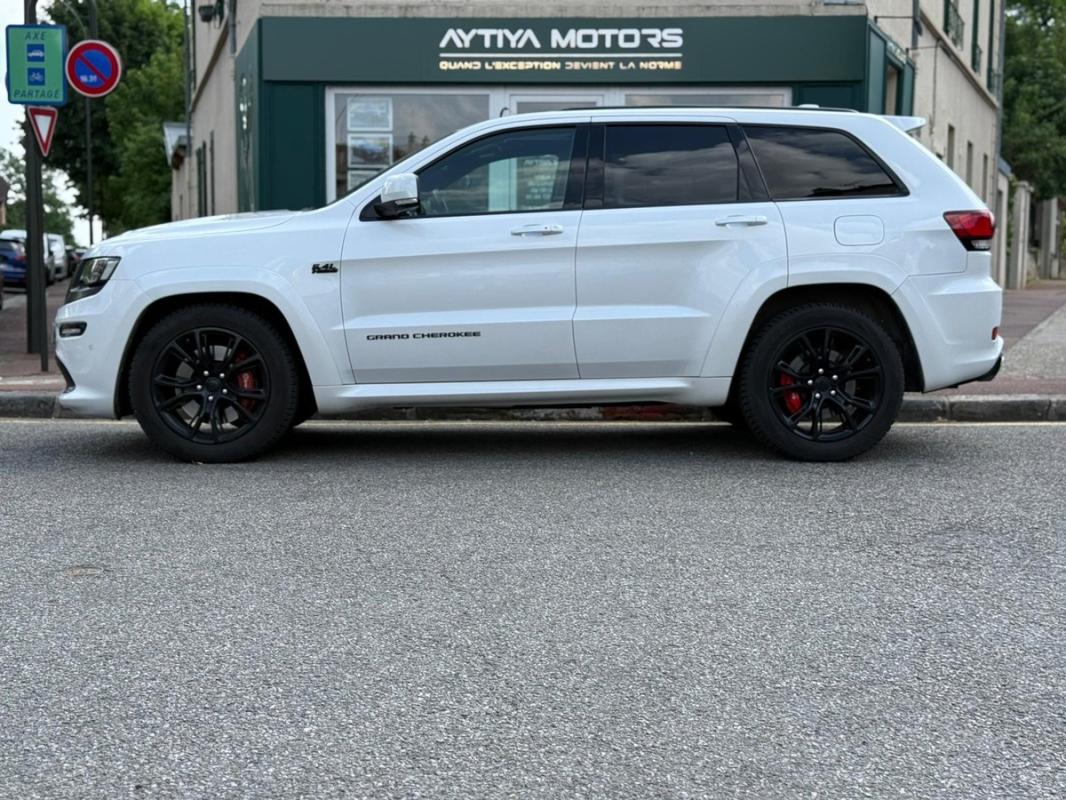 Jeep Grand Cherokee V8 SRT - Night edition